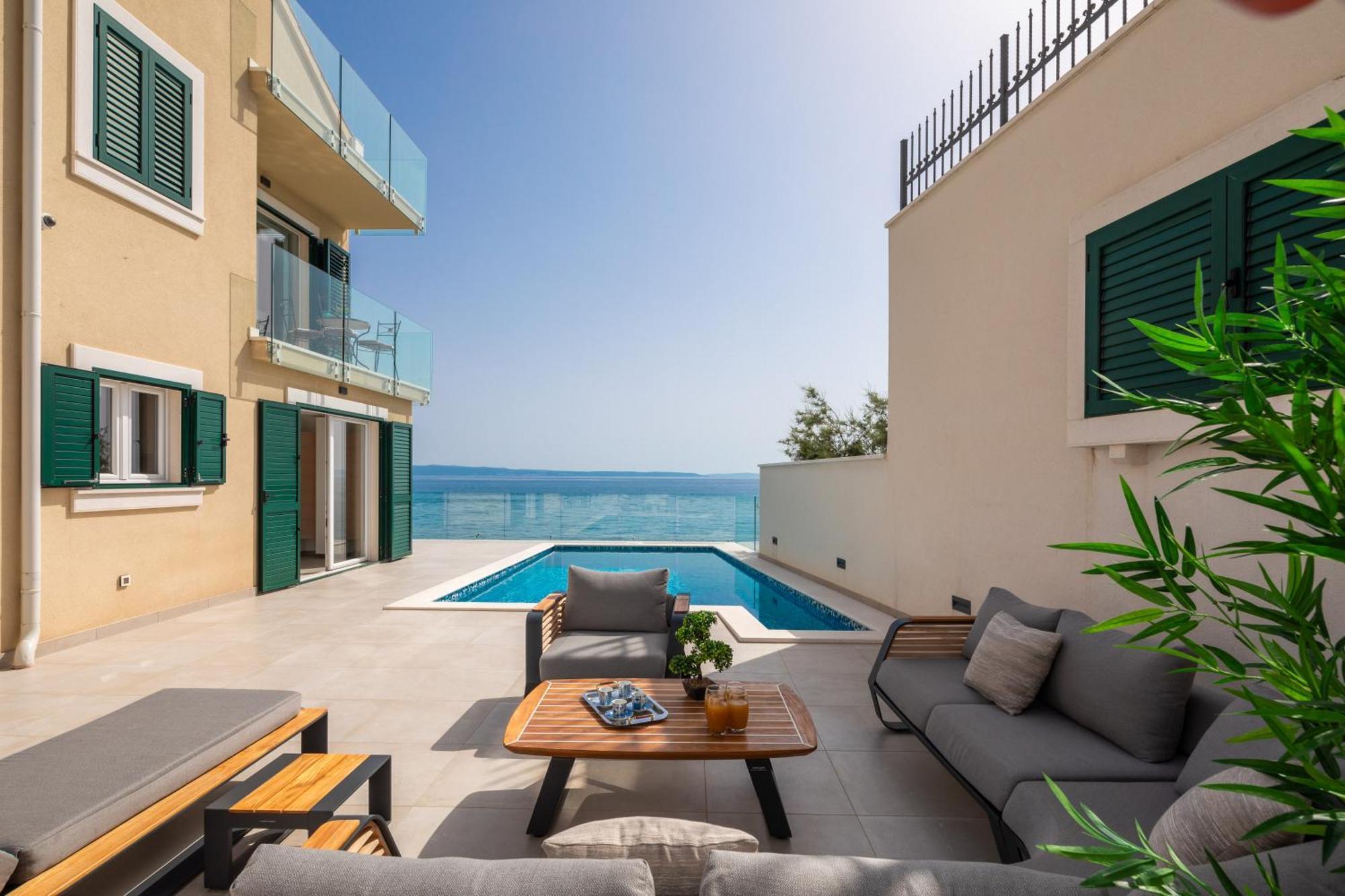 Epetium Villa *