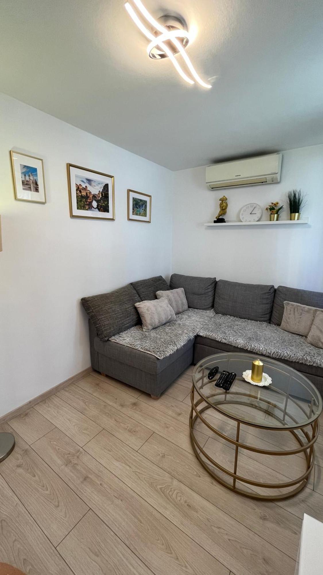 Apartment Lalica Split