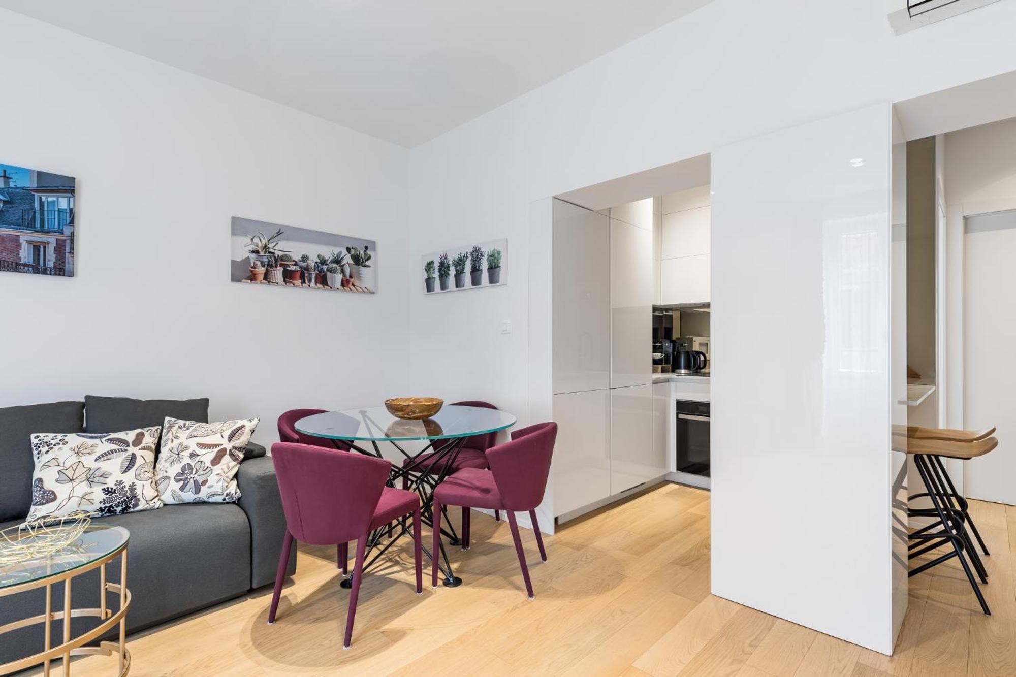Eva Luxury Two Bedrooms & Bacvice Apartment *