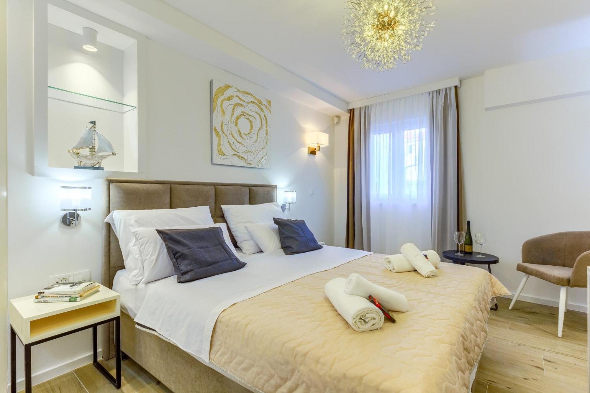 Luxury Bed & Breakfast Irini, In The Heart Of *