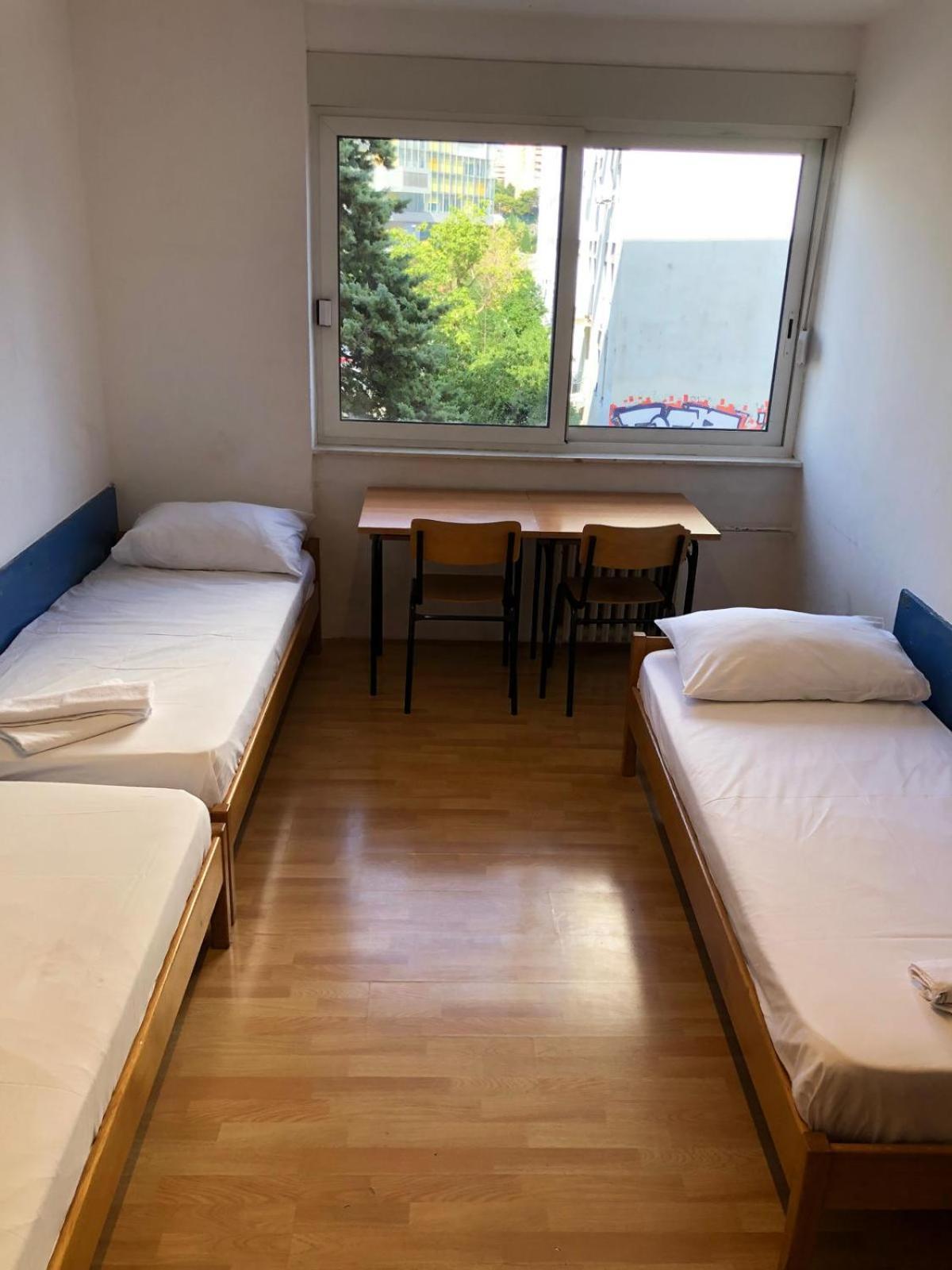 Summer Budget Hostel Split