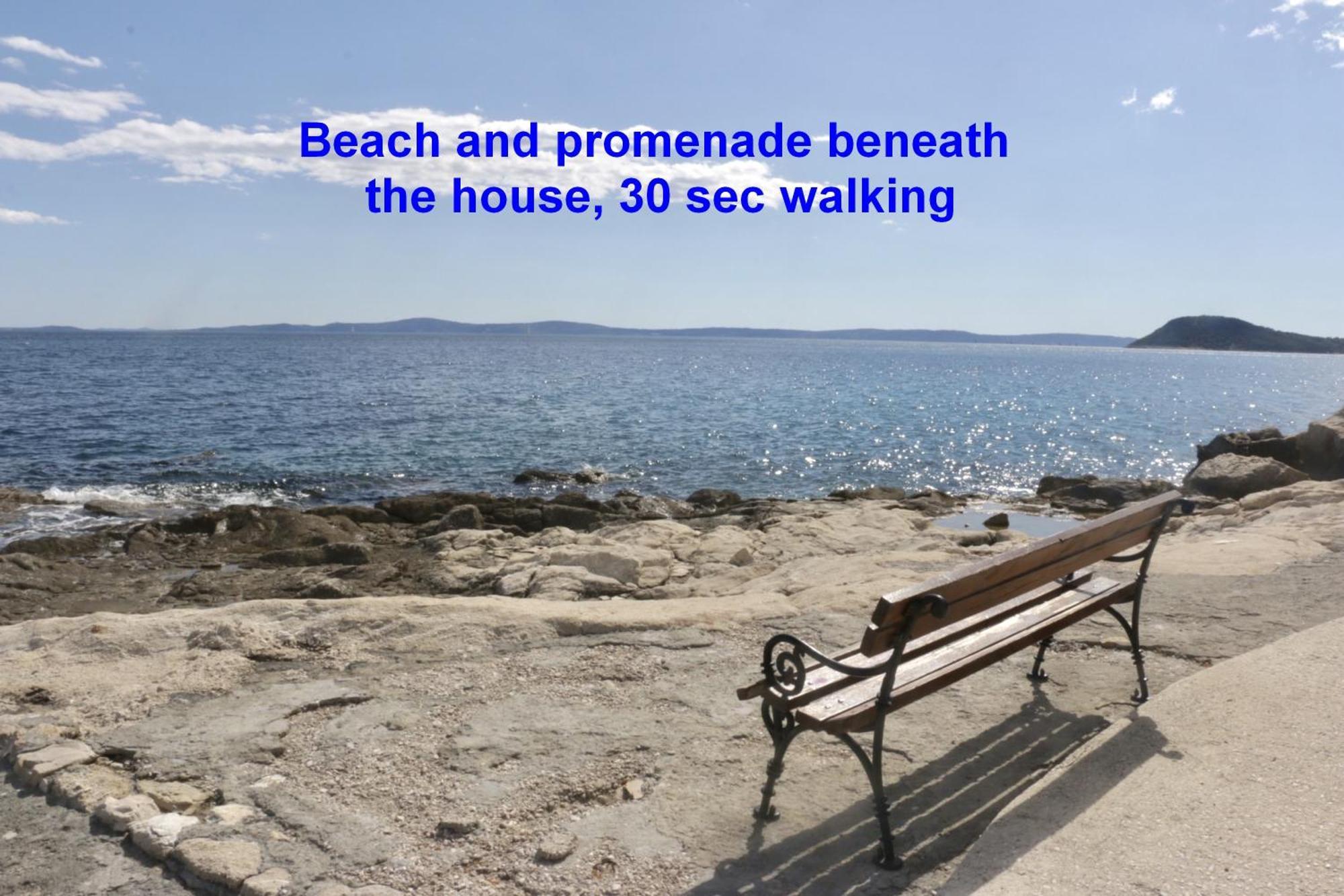 Beachfront With Balcony And Parking