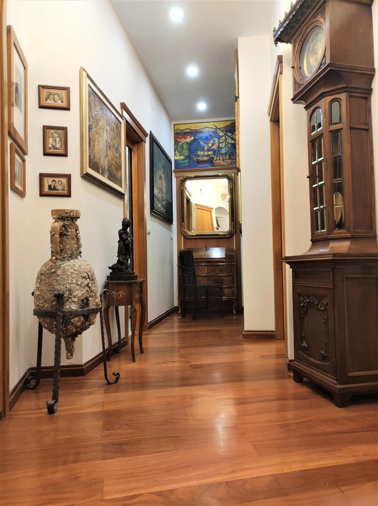 Royal Heritage In Center *