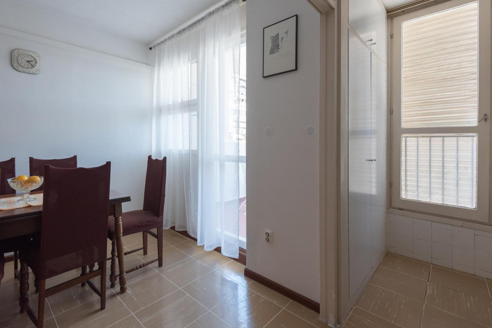 Apartman Sunnyrose - Walking Distance From Znjan - Free Public Parking - Huge Balcony