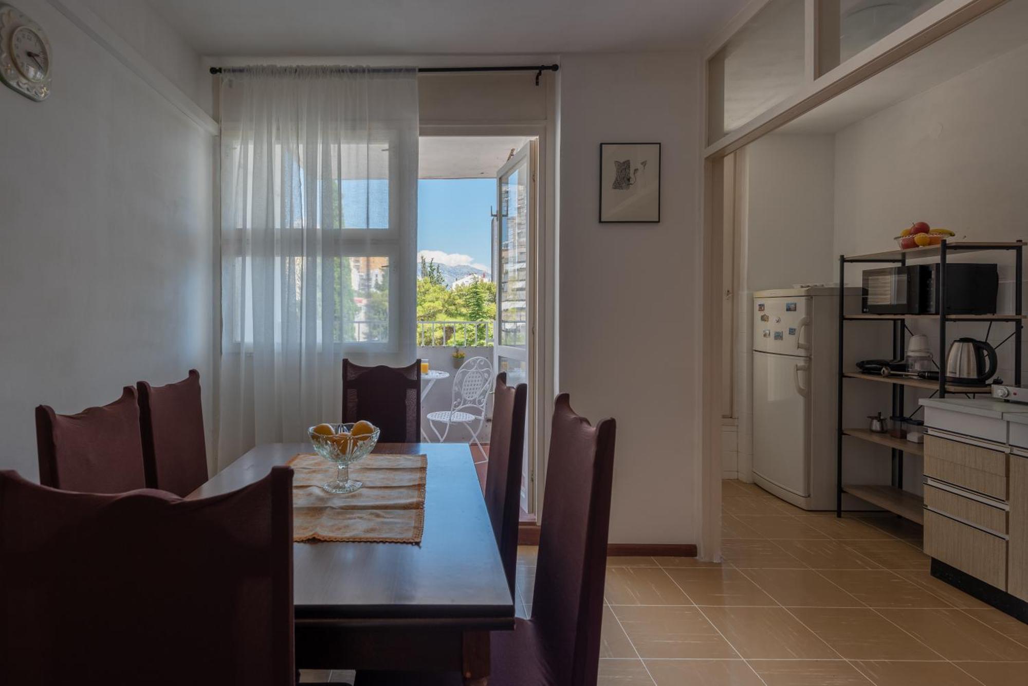 Apartman Sunnyrose - Walking Distance From Znjan - Free Public Parking - Huge Balcony *