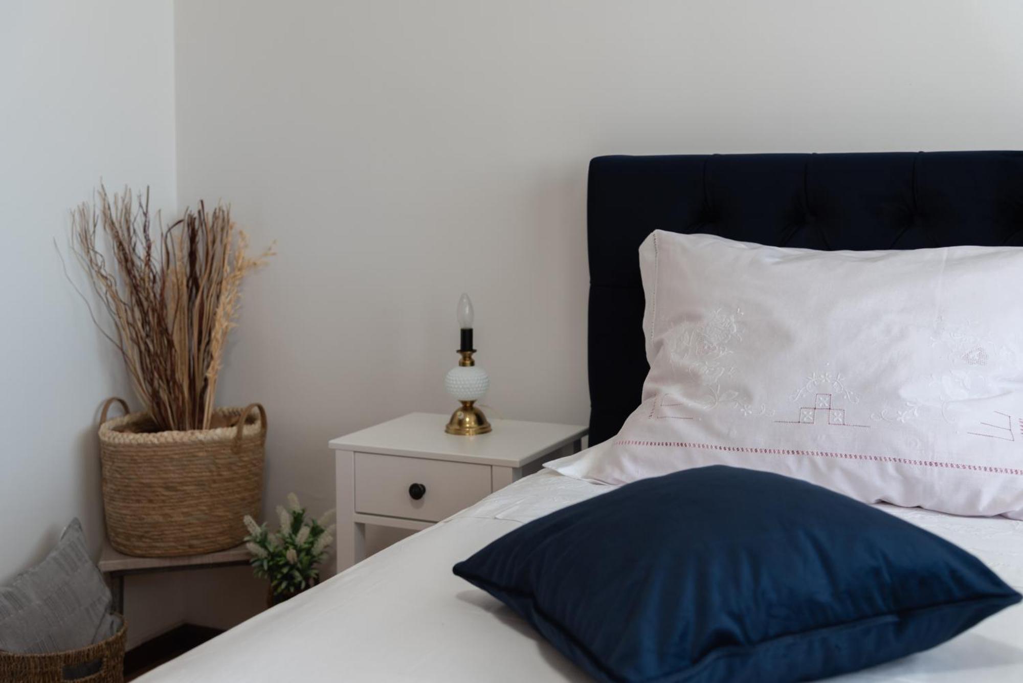 Sunnyrose - Walking Distance From Znjan - Free Public Parking - Huge Balcony *