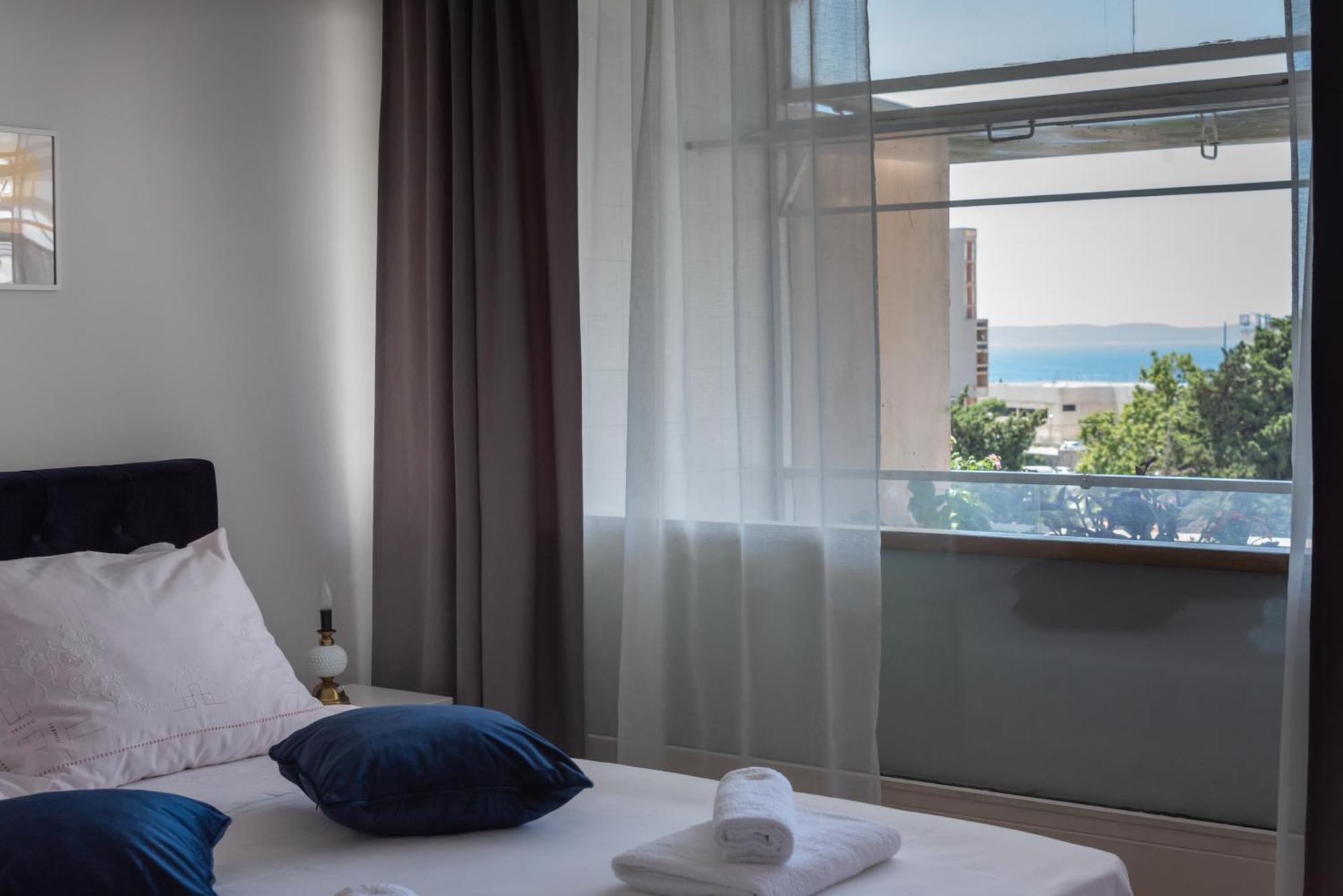 Sunnyrose - Walking Distance From Znjan - Free Public Parking - Huge Balcony *