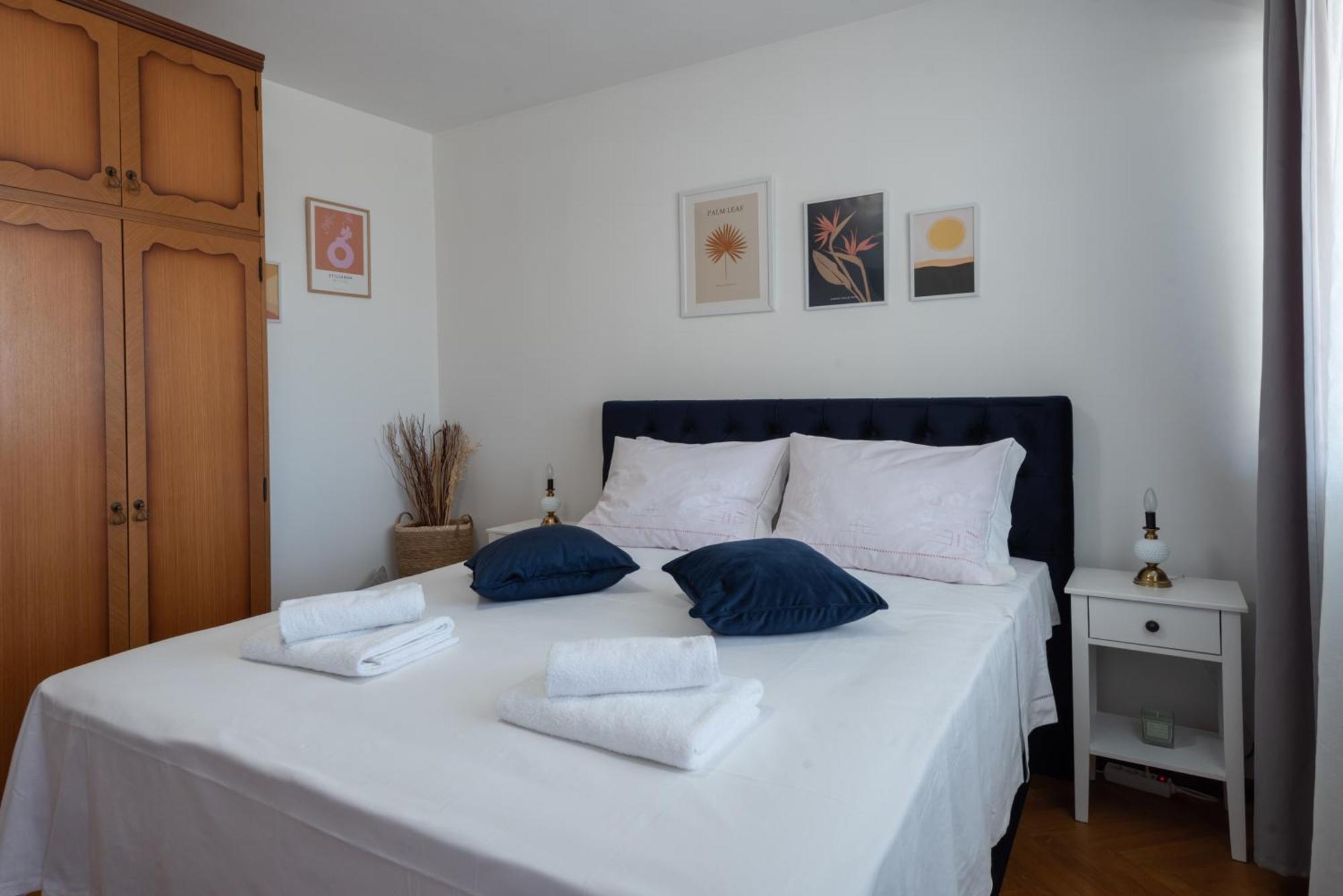 Apartman Sunnyrose - Walking Distance From Znjan - Free Public Parking - Huge Balcony