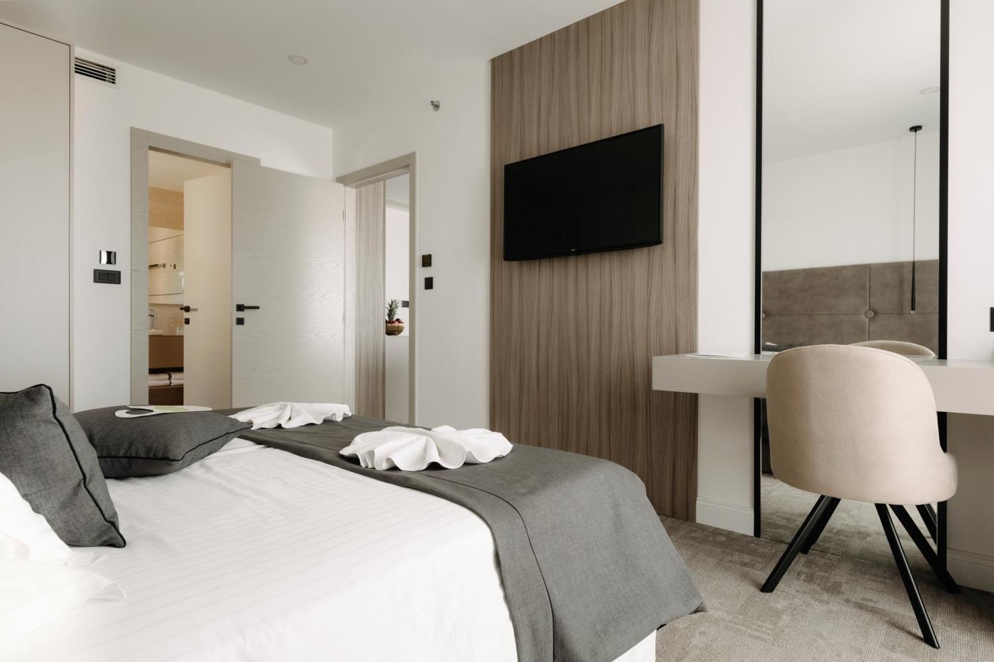 Fanat Hotel
