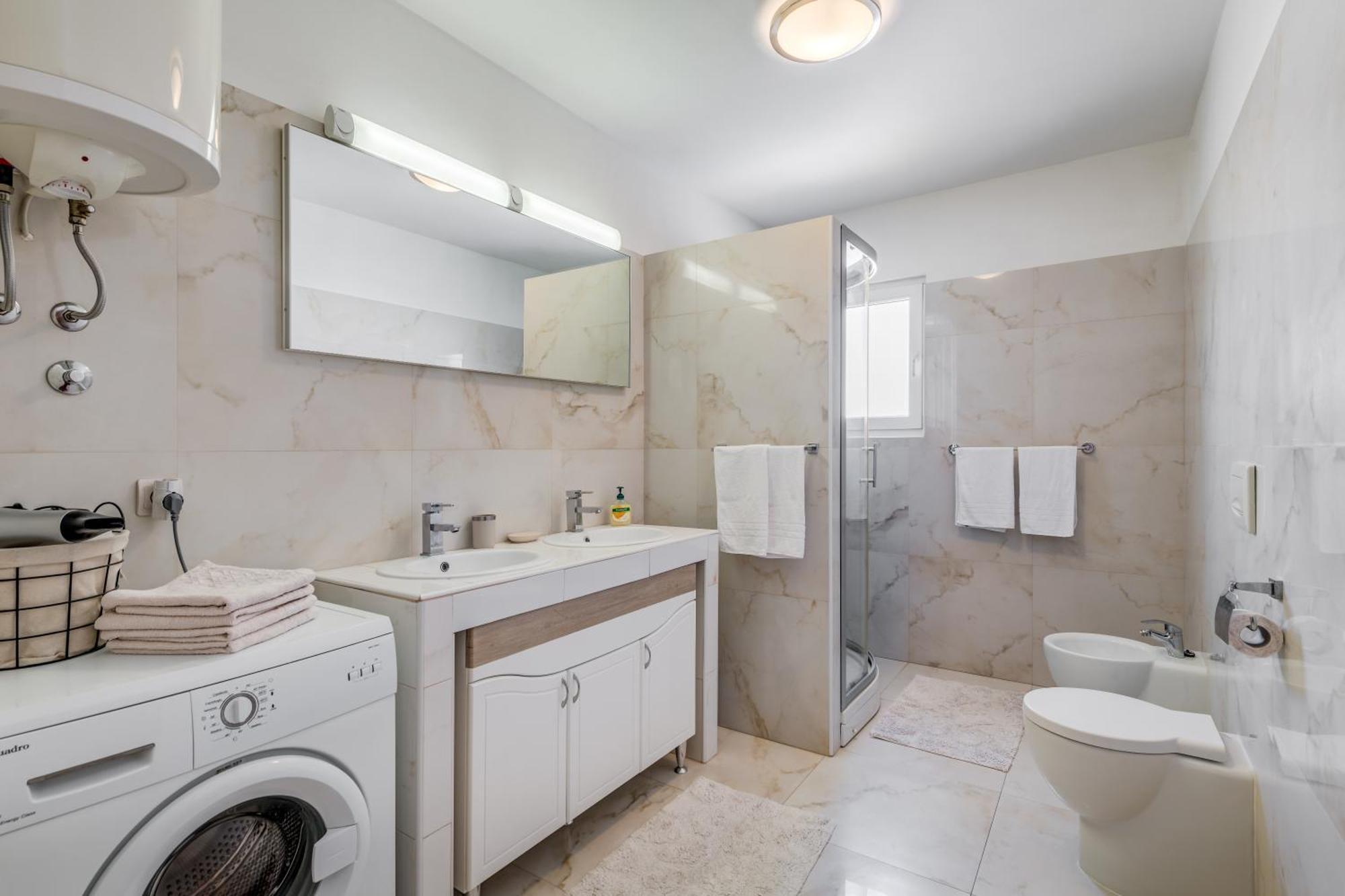 Renata + Private Swimming Pool In * Split