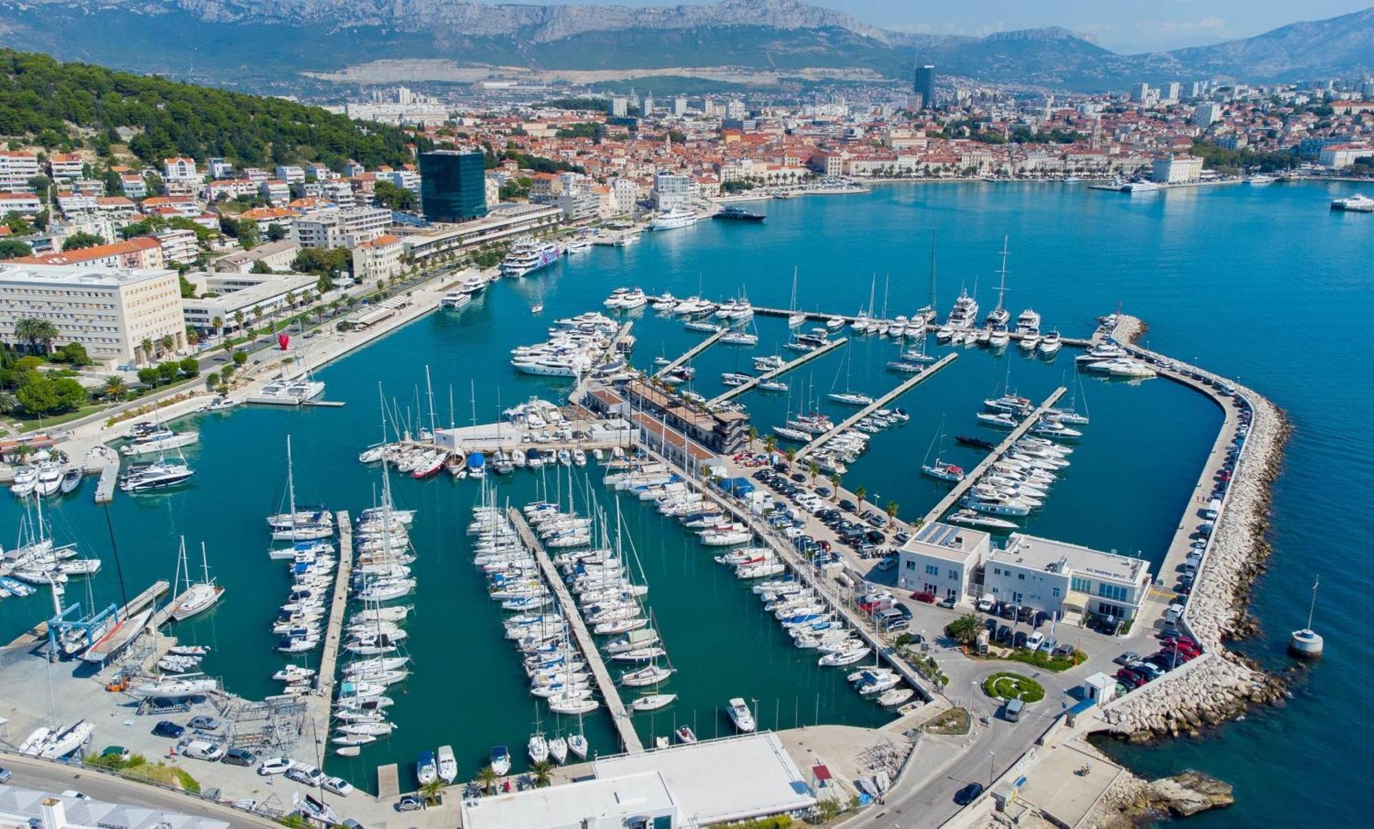 Adriatic Retreat Meje, 4 Min Walk To The Apartment Split