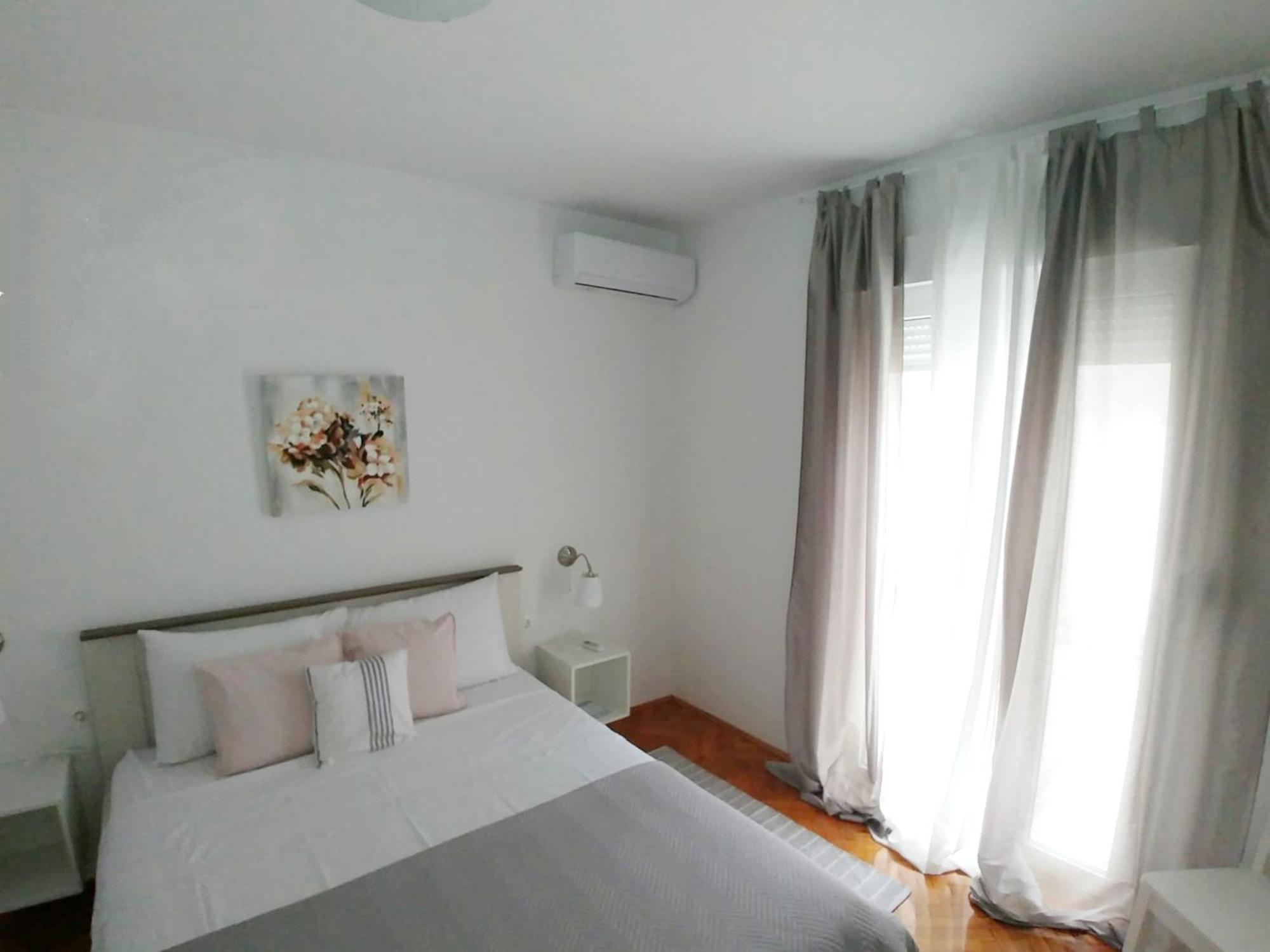 Luxury Meje *