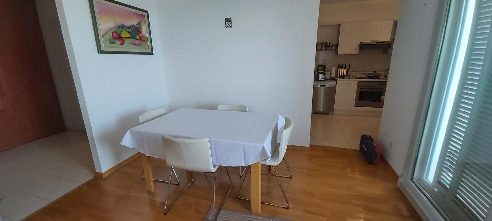 Apartment Luxury Tina By The Znjan