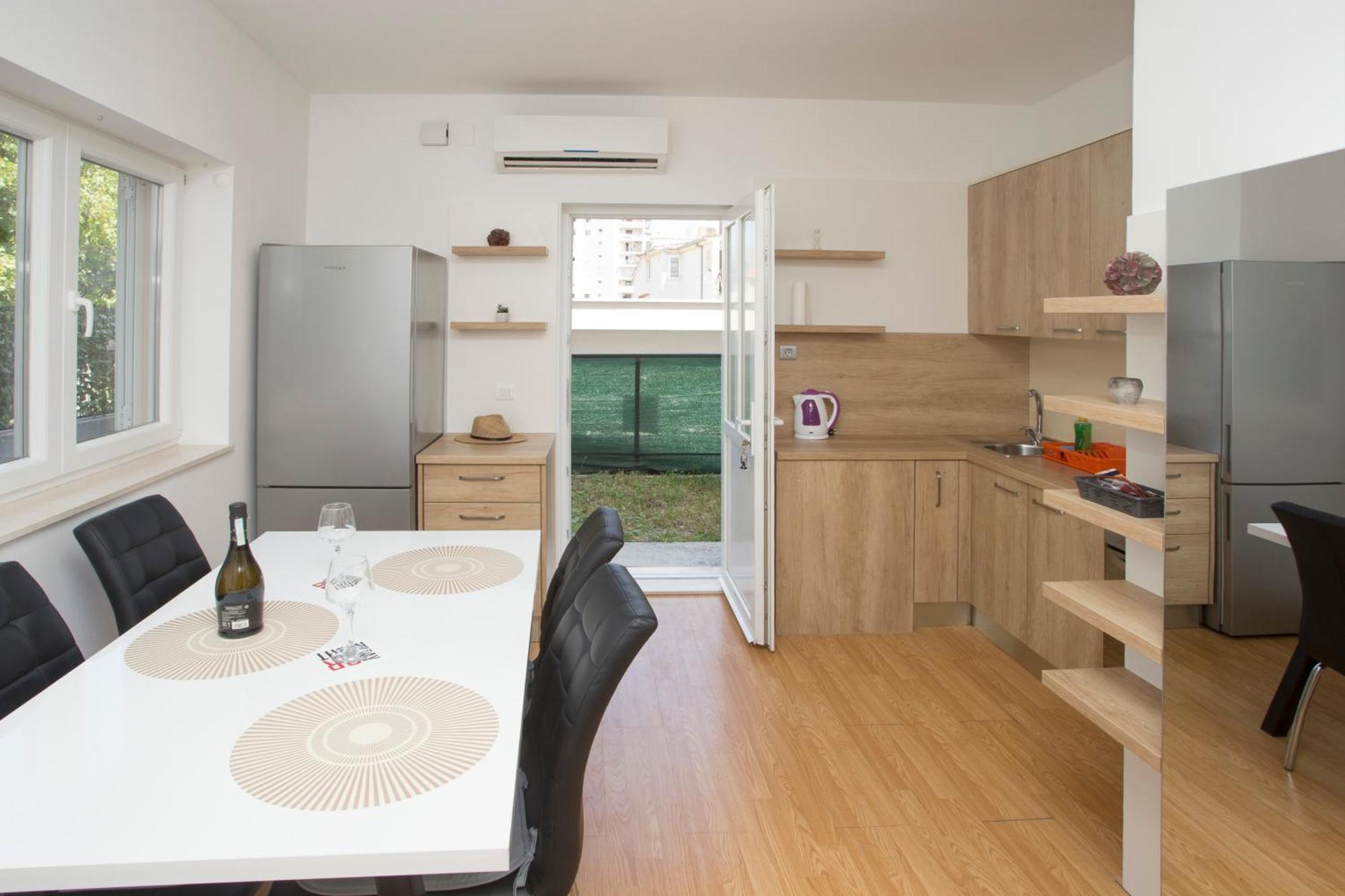 Apartment Adria *