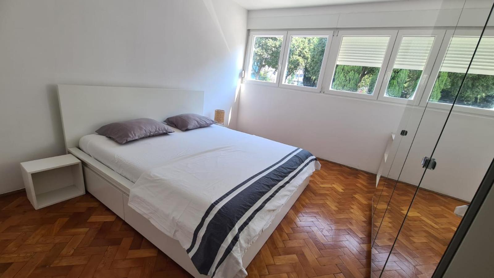 With Sauna In Centre Apartman