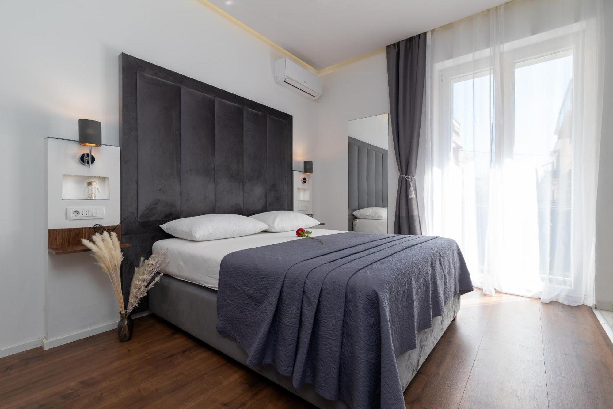 Antares Luxury 2