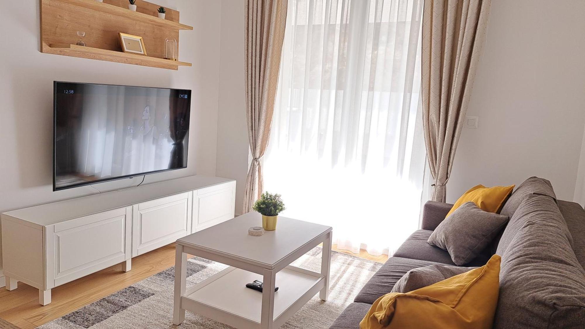 With Garden And Free Private Parking Apartment Split