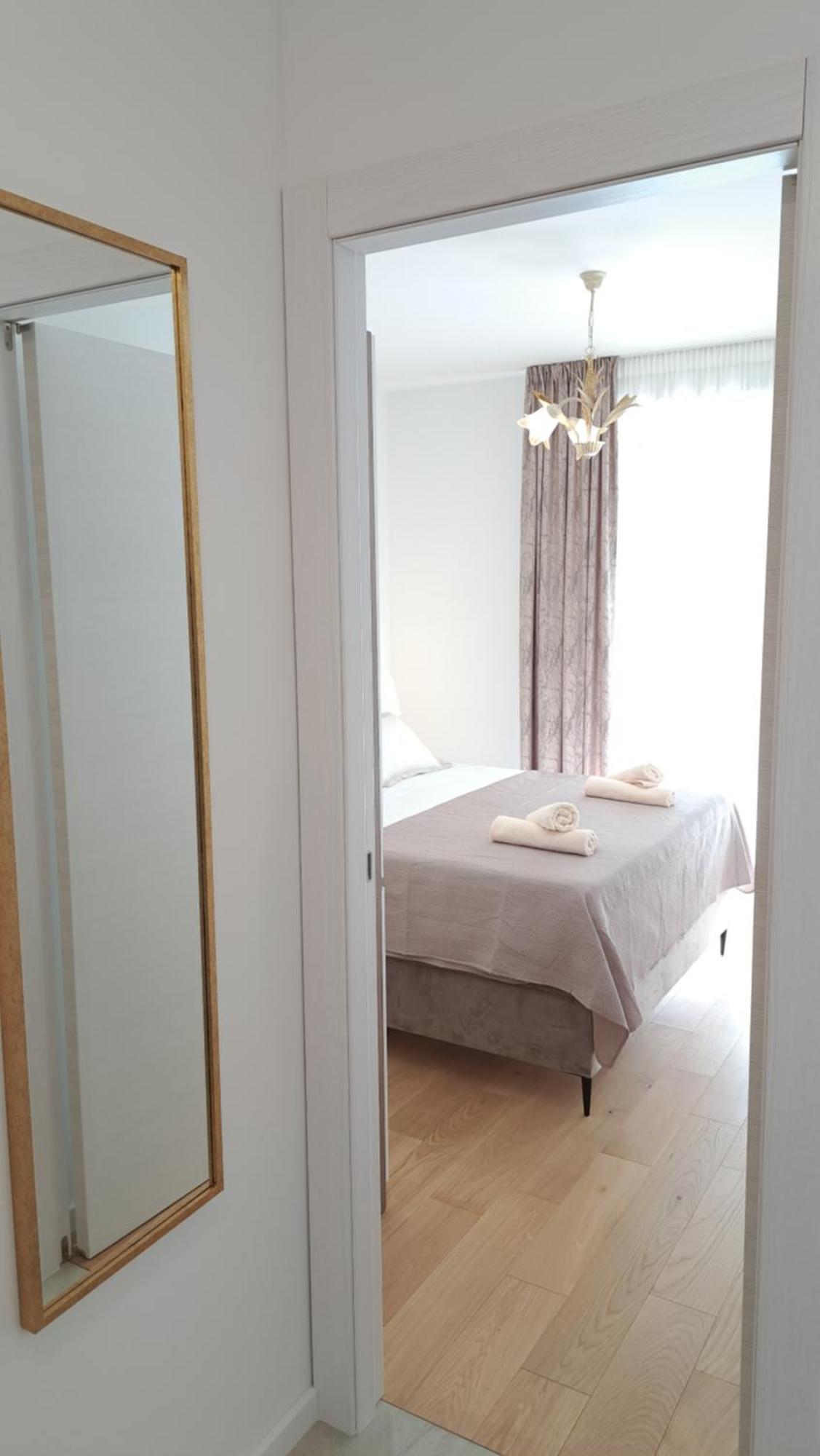 Apartment With Garden And Free Private Parking Split