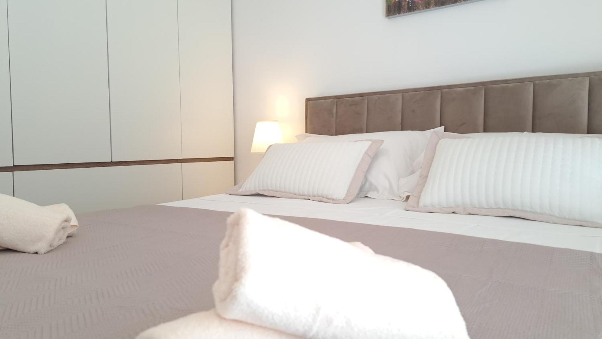 With Garden And Free Private Parking Apartment Split