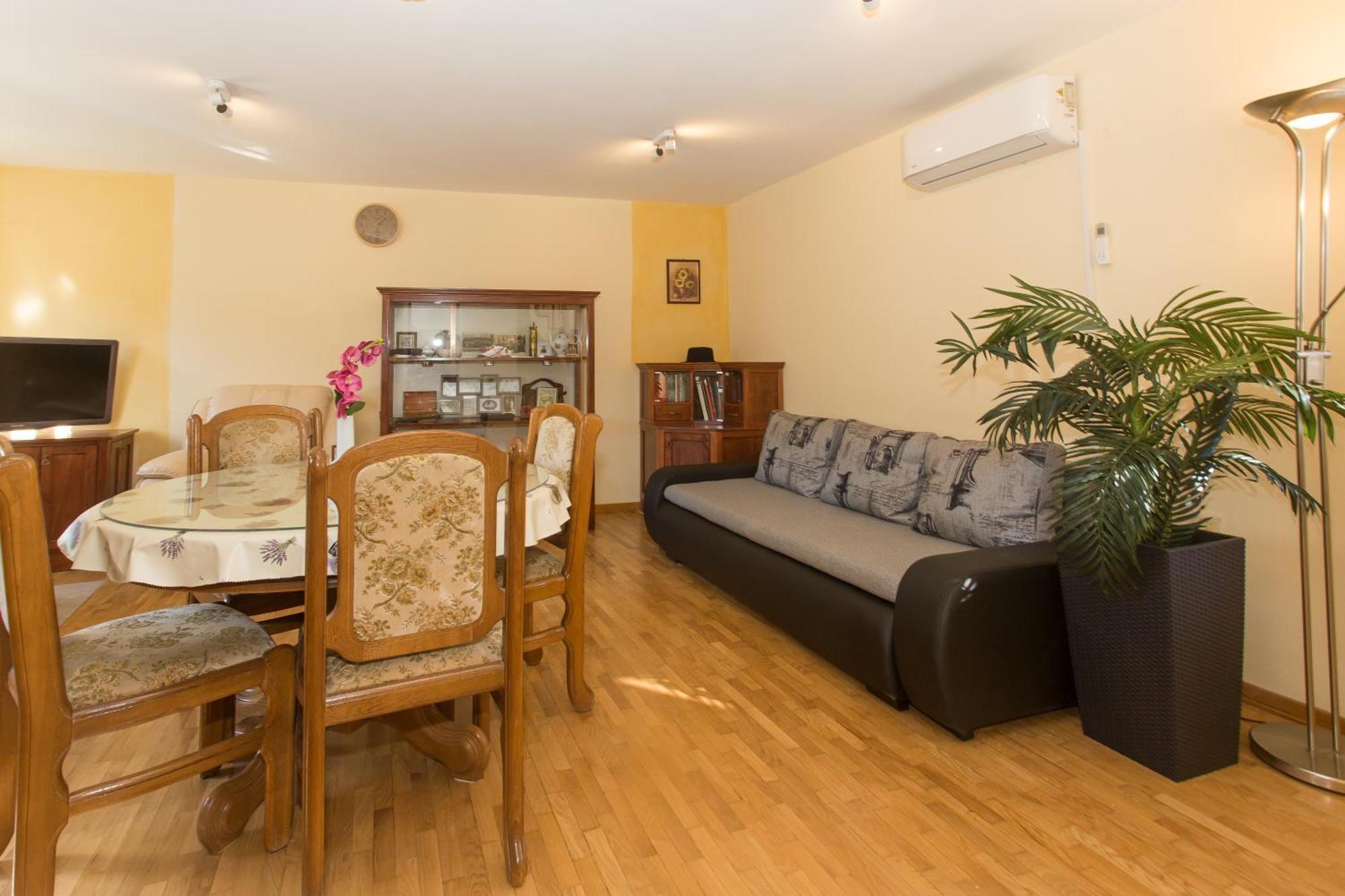 Apartment Vila Kovacic Split
