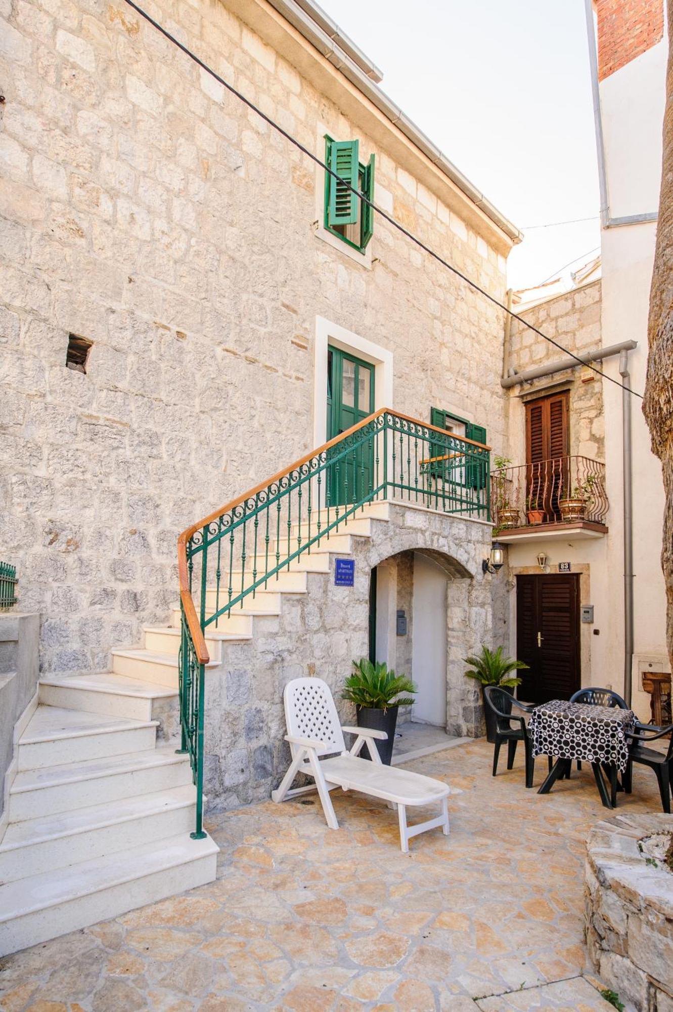 Apartment Vila Kovacic Split
