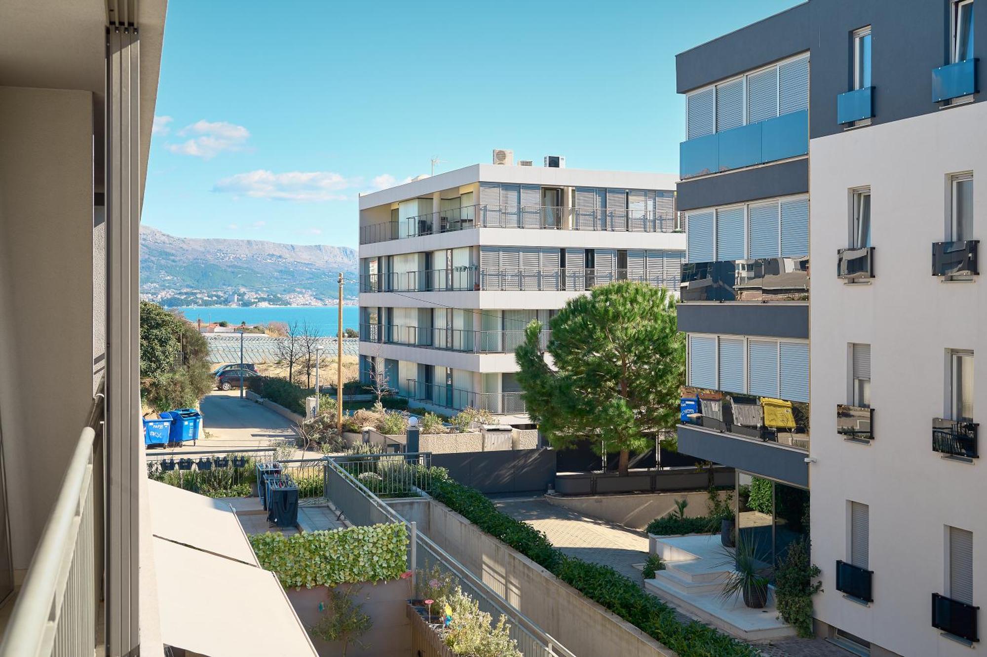 Sun Flower Apartment Split