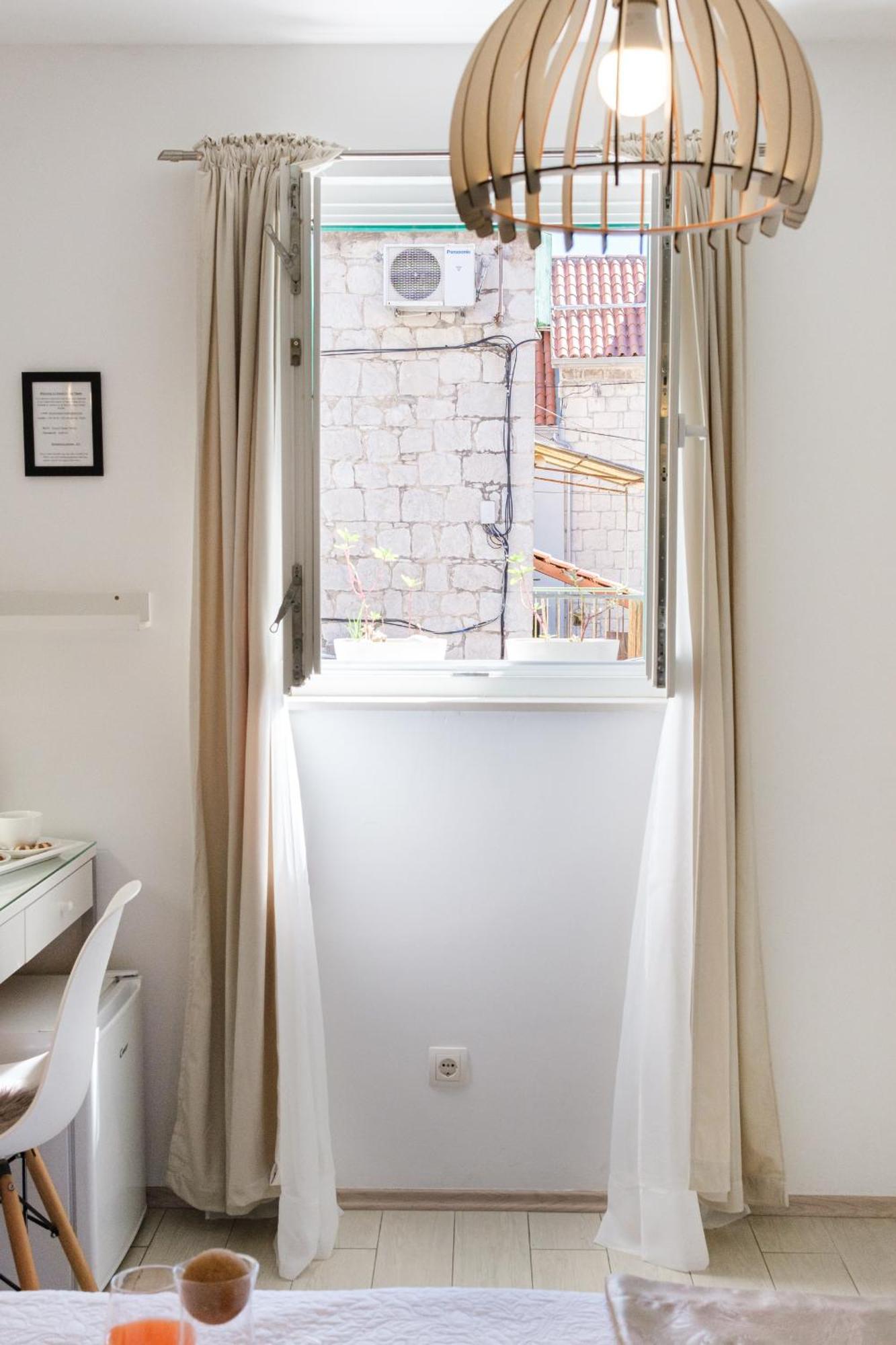 And Paese Guest house
