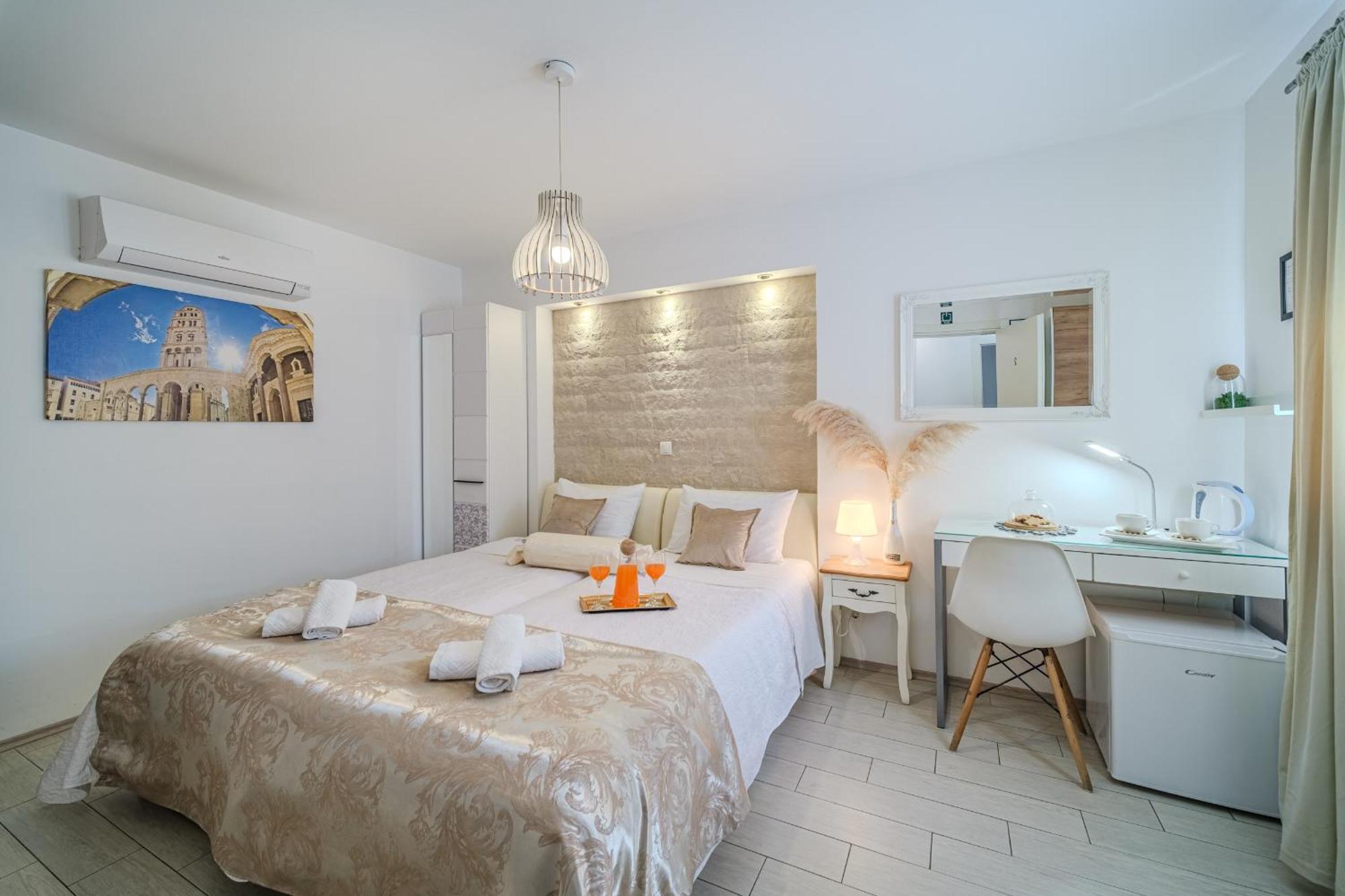 Guest house And Paese Split