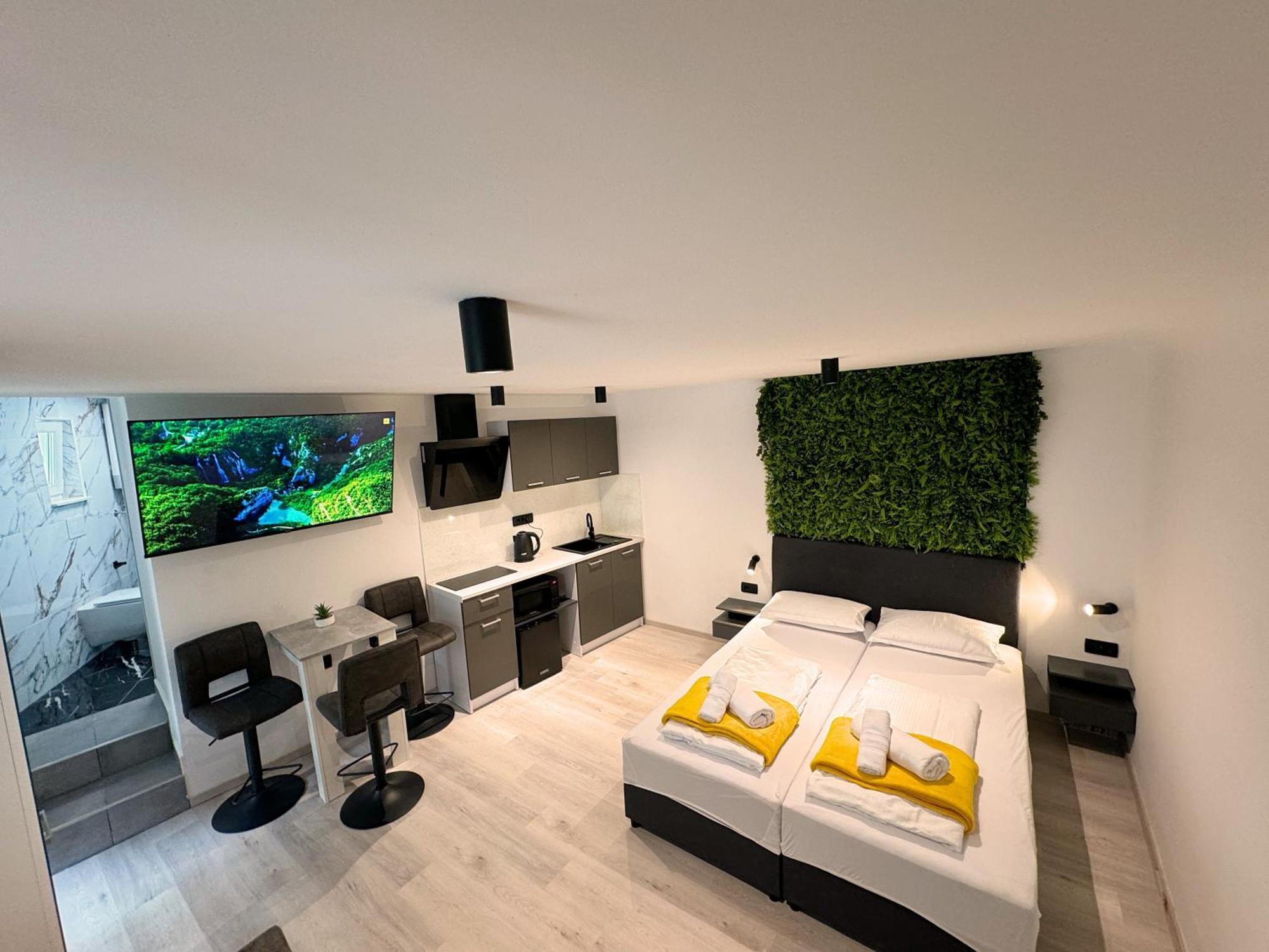Luxe Adriatic Apartment Split