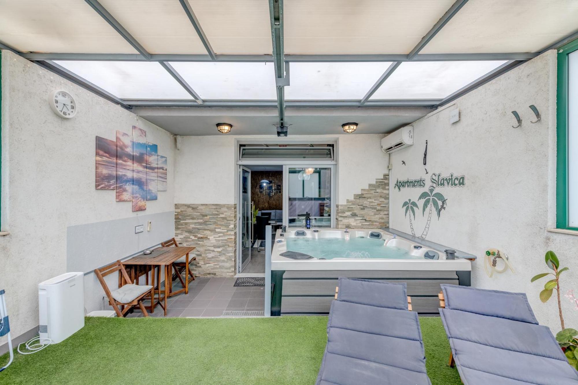 Slavica-new-with Jacuzzi * Split