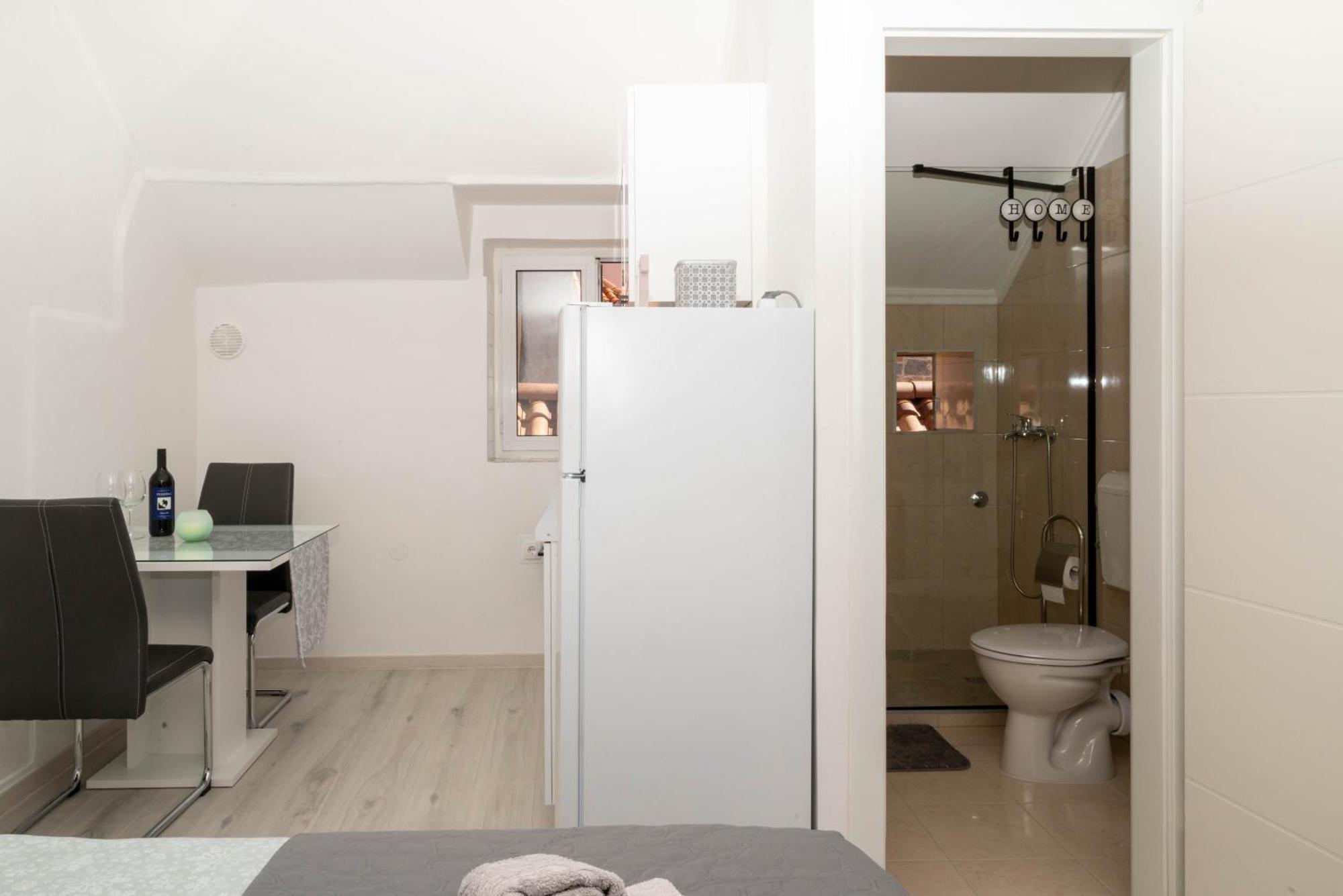 Ivona Guest house