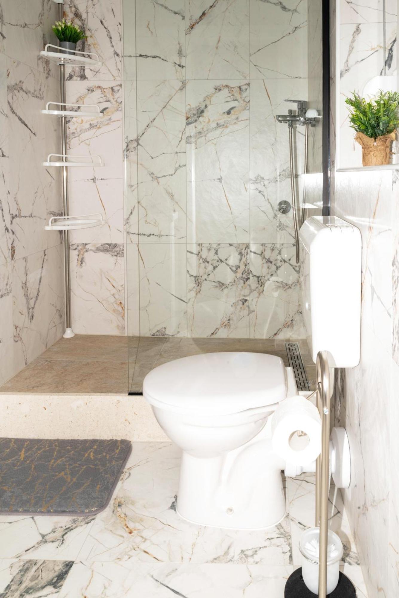 Guest house Ivona 3*