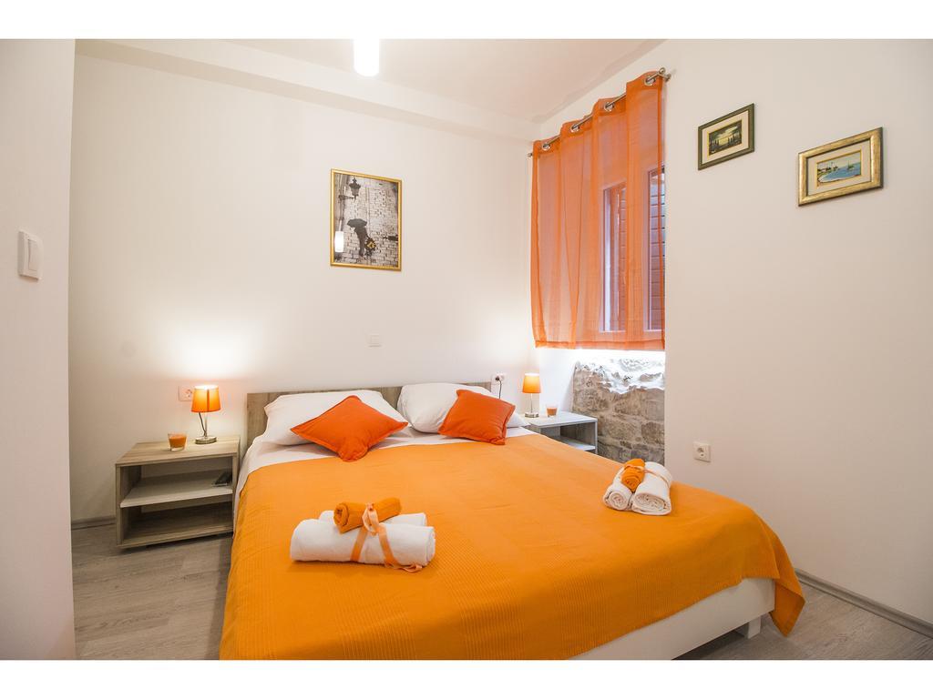 Old Square Apartment Split