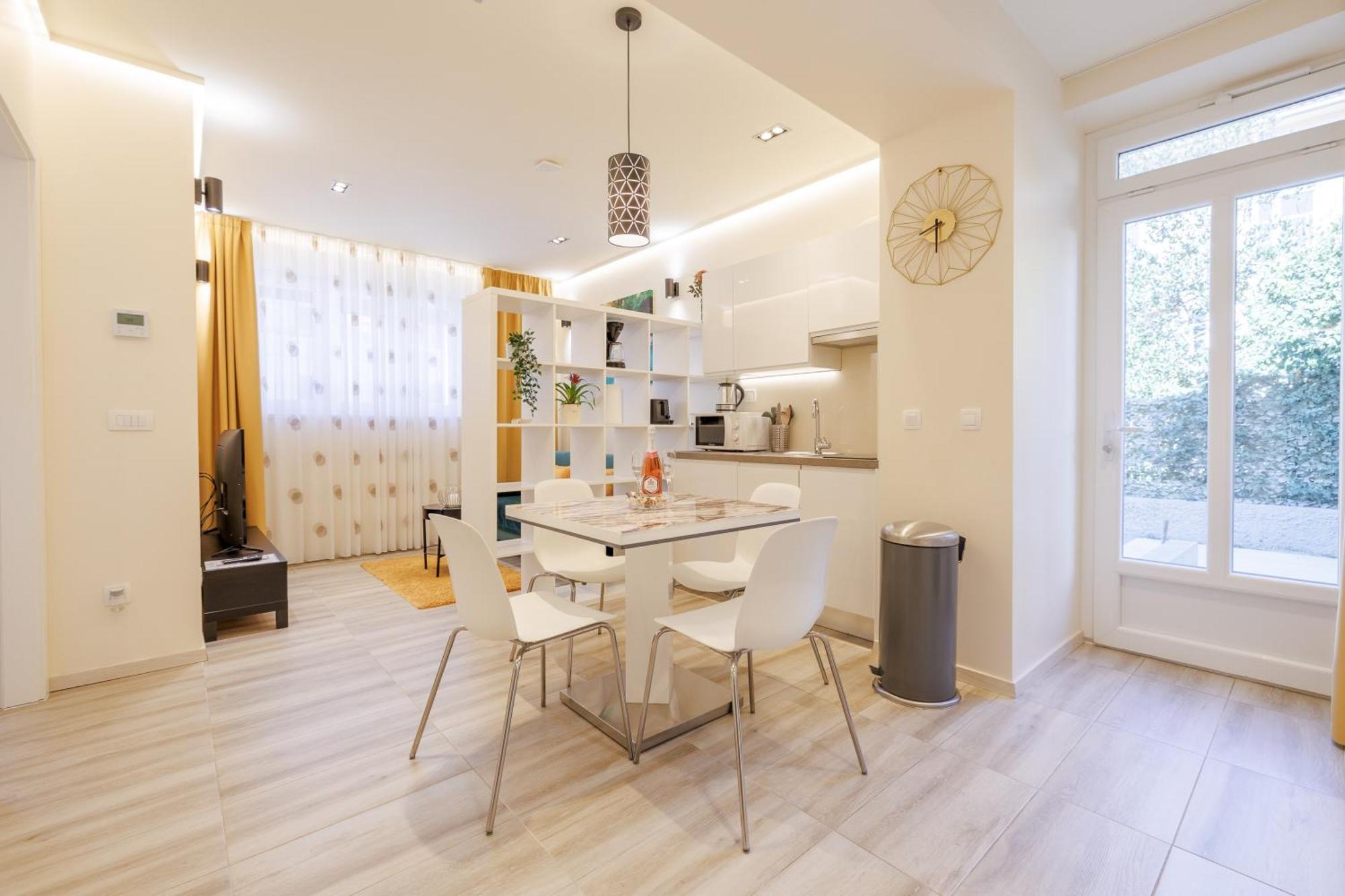 Perimar Luxury And Center