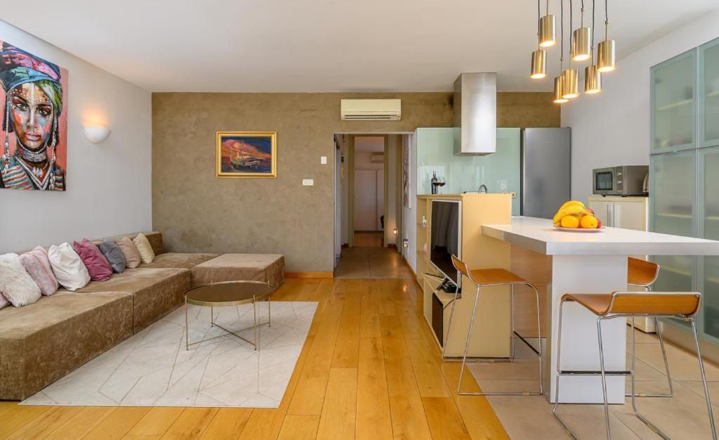 Apartamento Luxury Eni On The West Coast