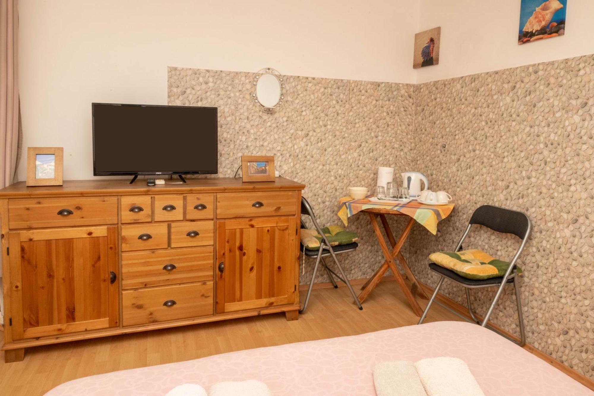 Ivona Guest house 3*