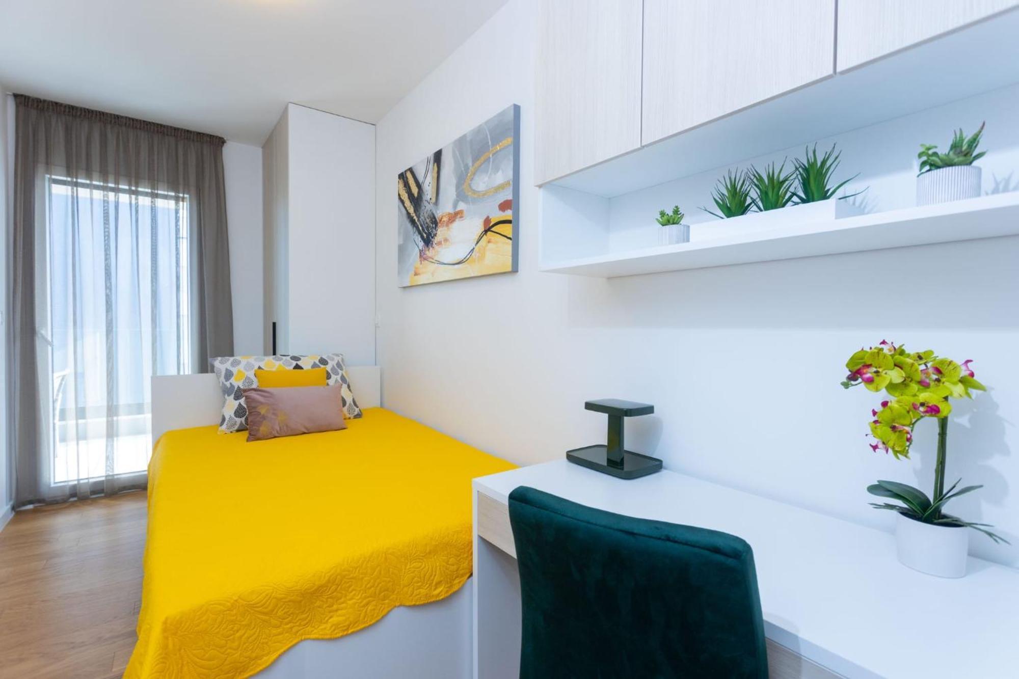Apartment Apartment - Free Parking In Garage , Seaview , Quiet Neighbourhood