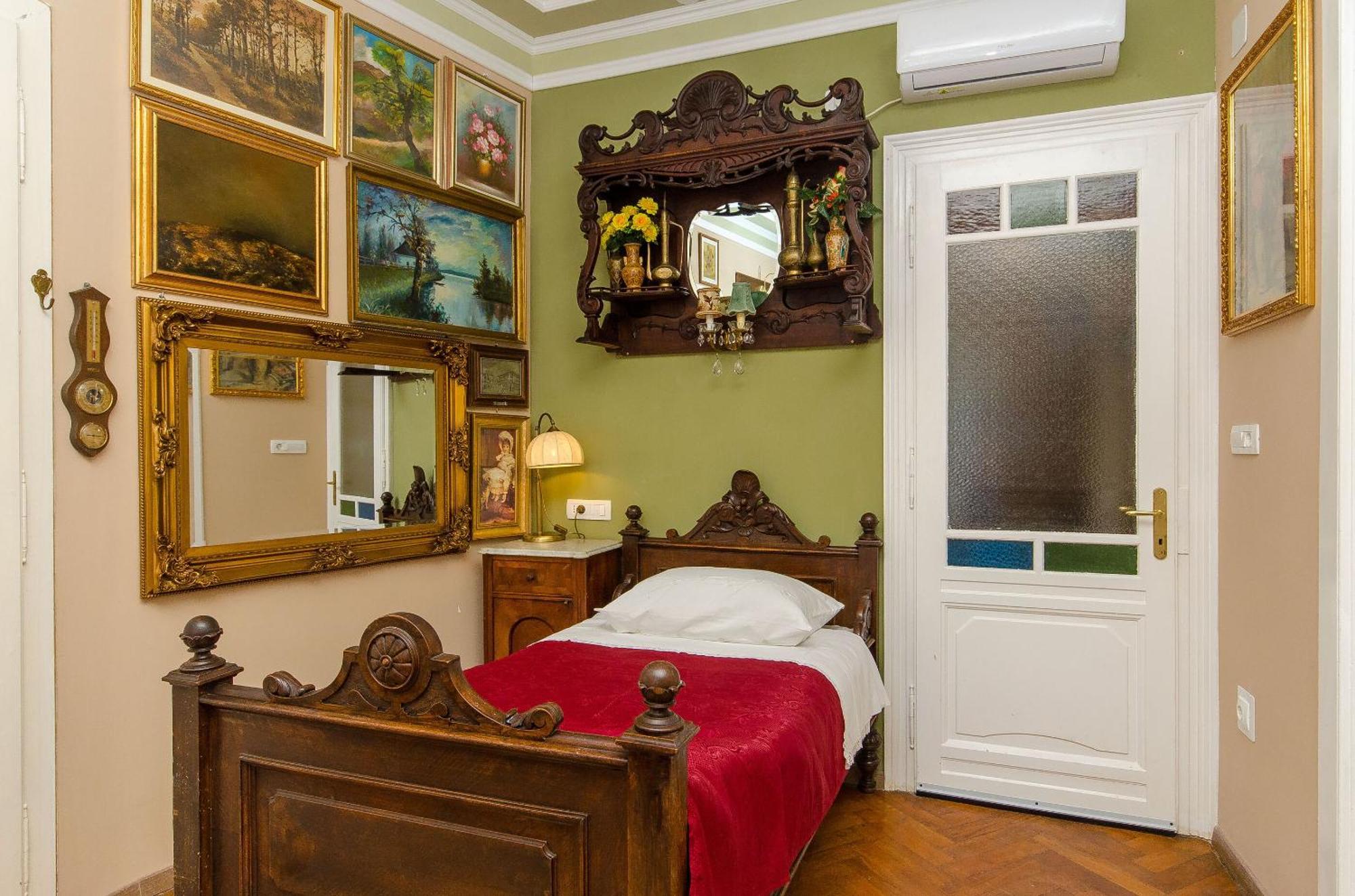 Apartment Vintage Bossanova Split