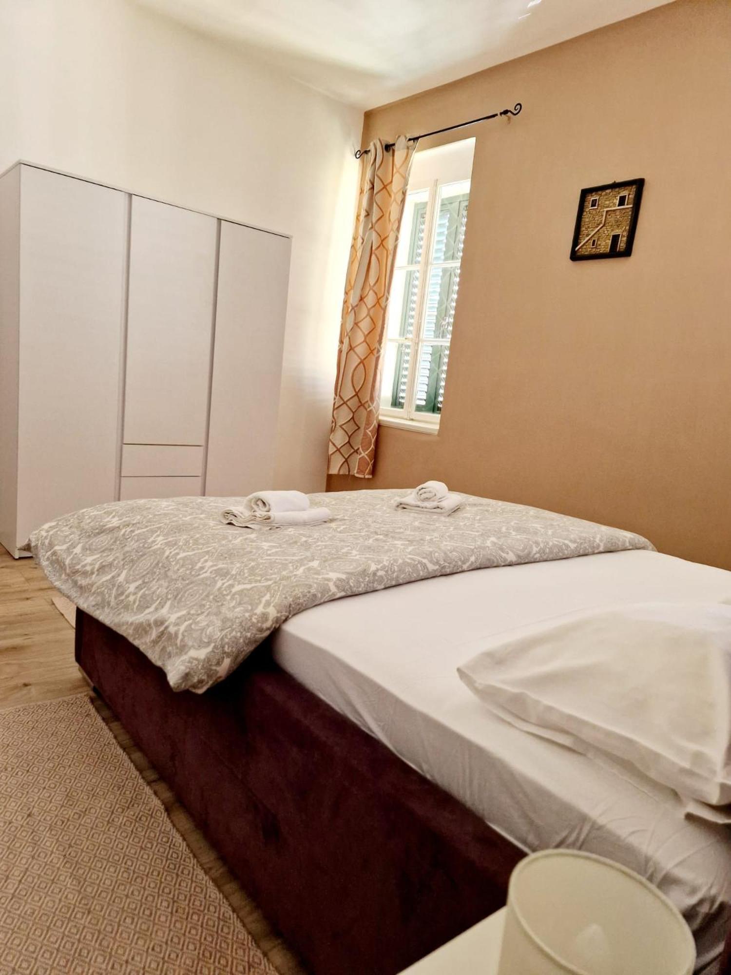 Apartment Pape