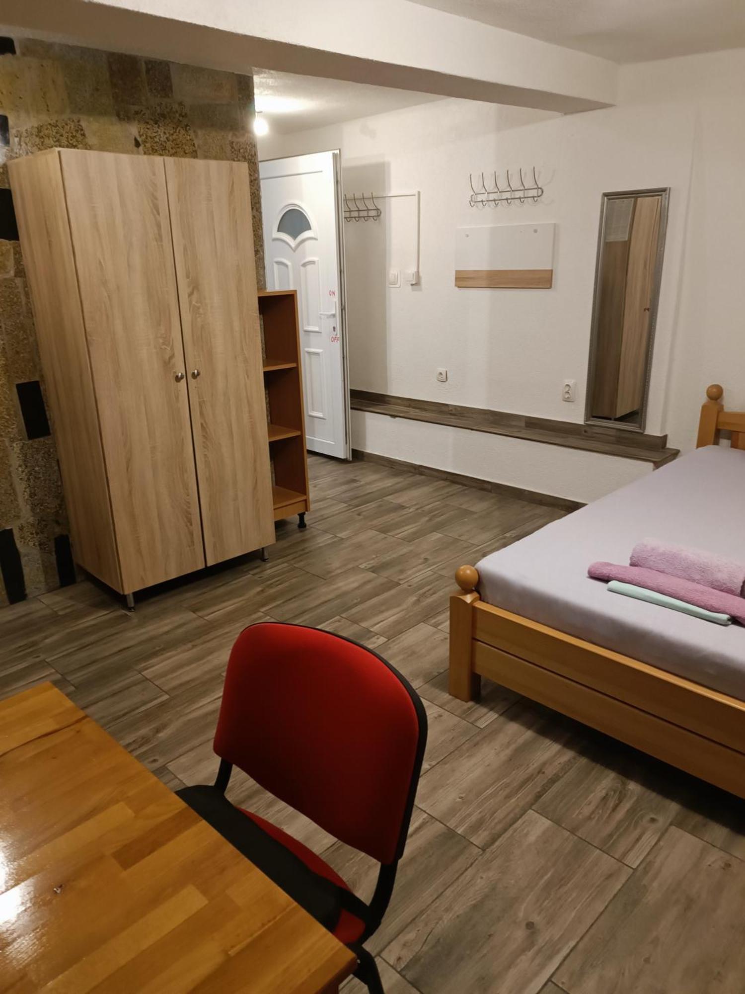 Rooms- Denis Split