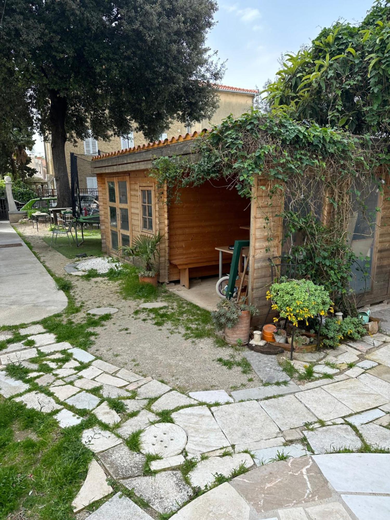 Industrial Design Guest house