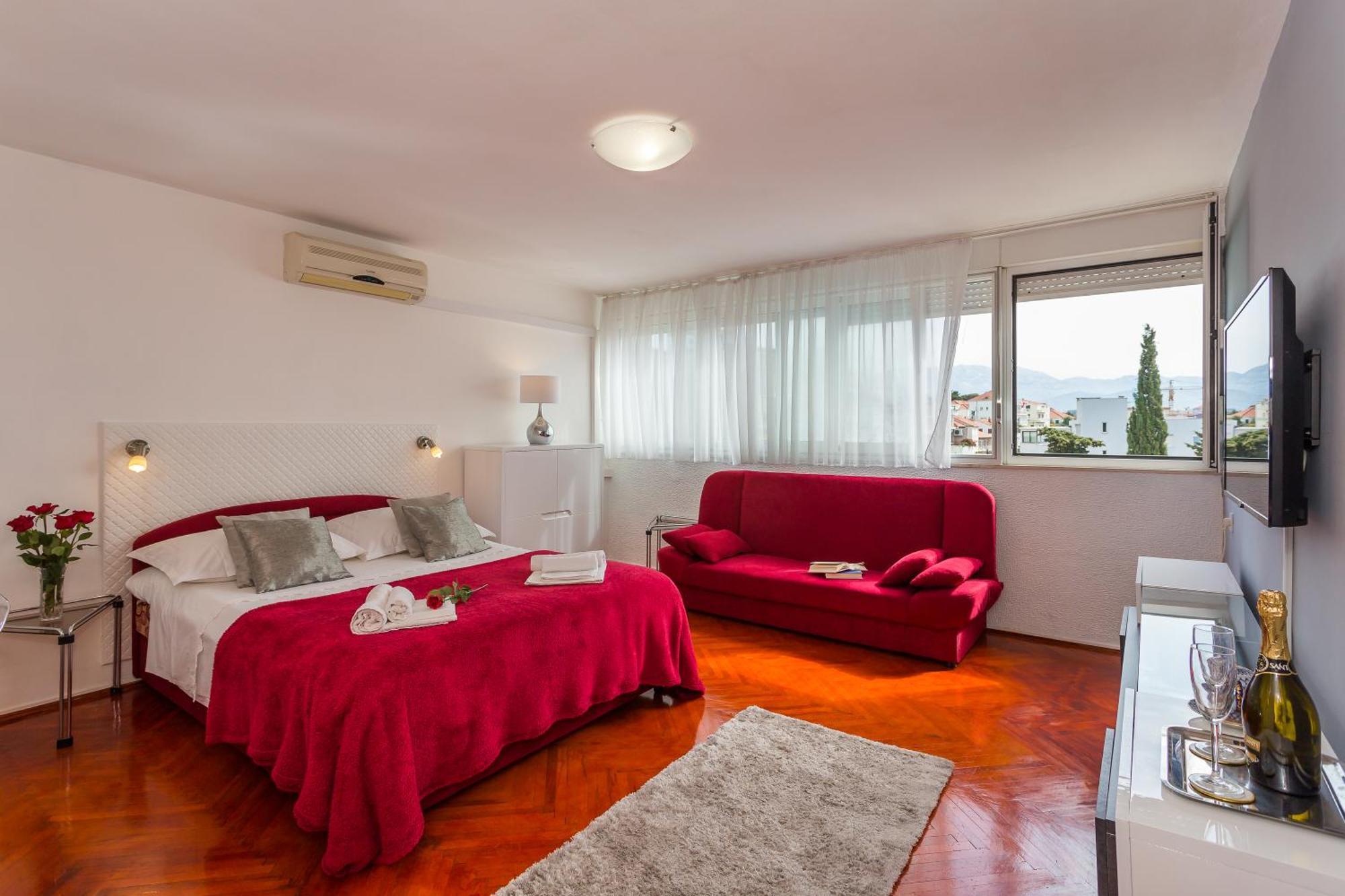 Apartment Beach Split Apartments *