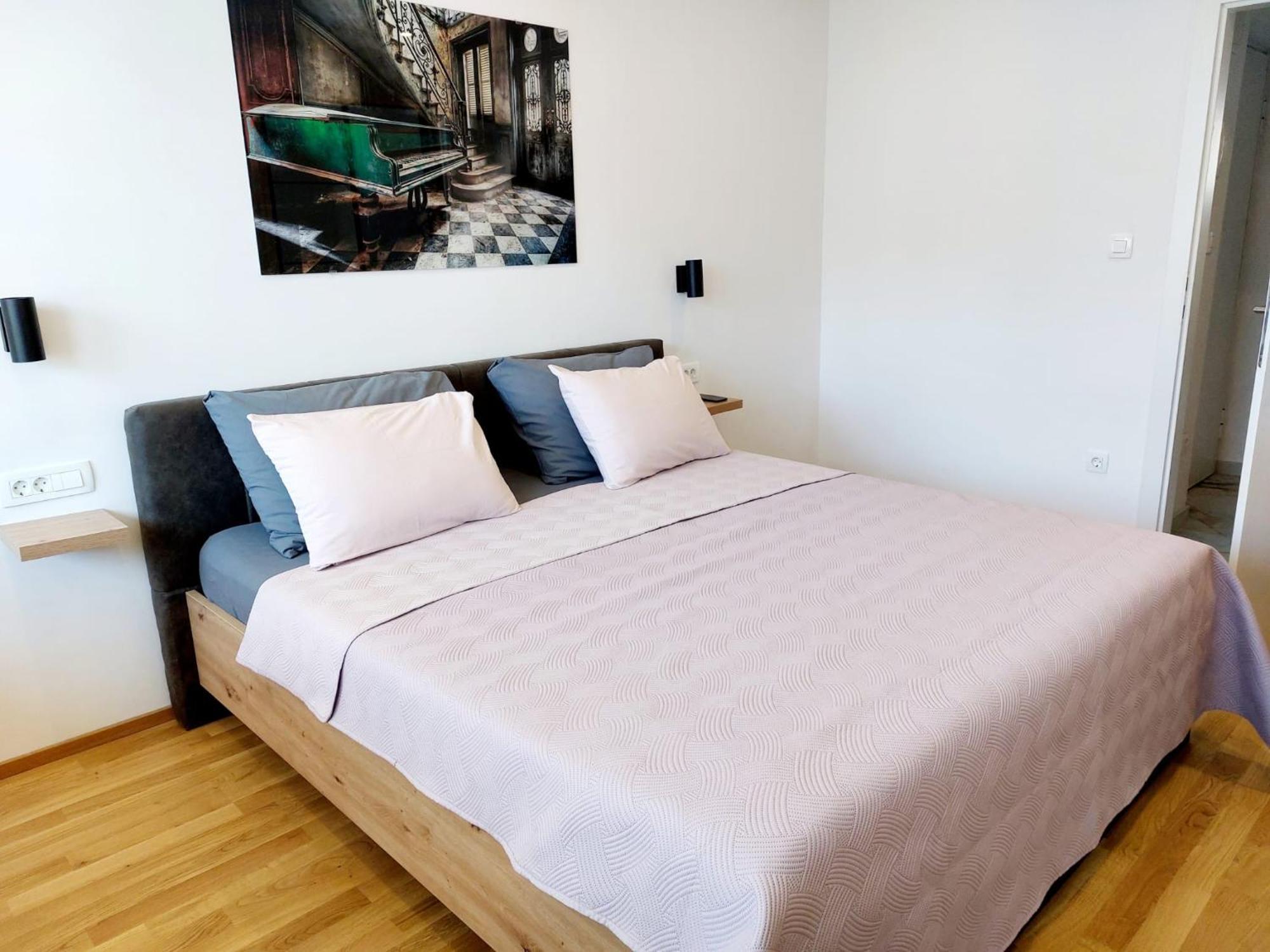Apartment Comfort 2 Bedroom 10min Walk From Center And Split
