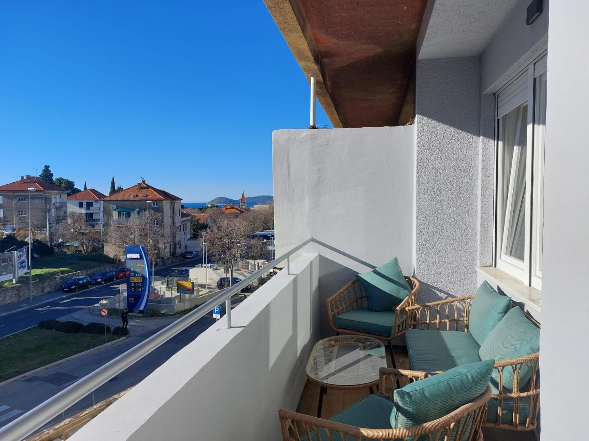 Comfort 2 Bedroom 10min Walk From Center And Apartment *