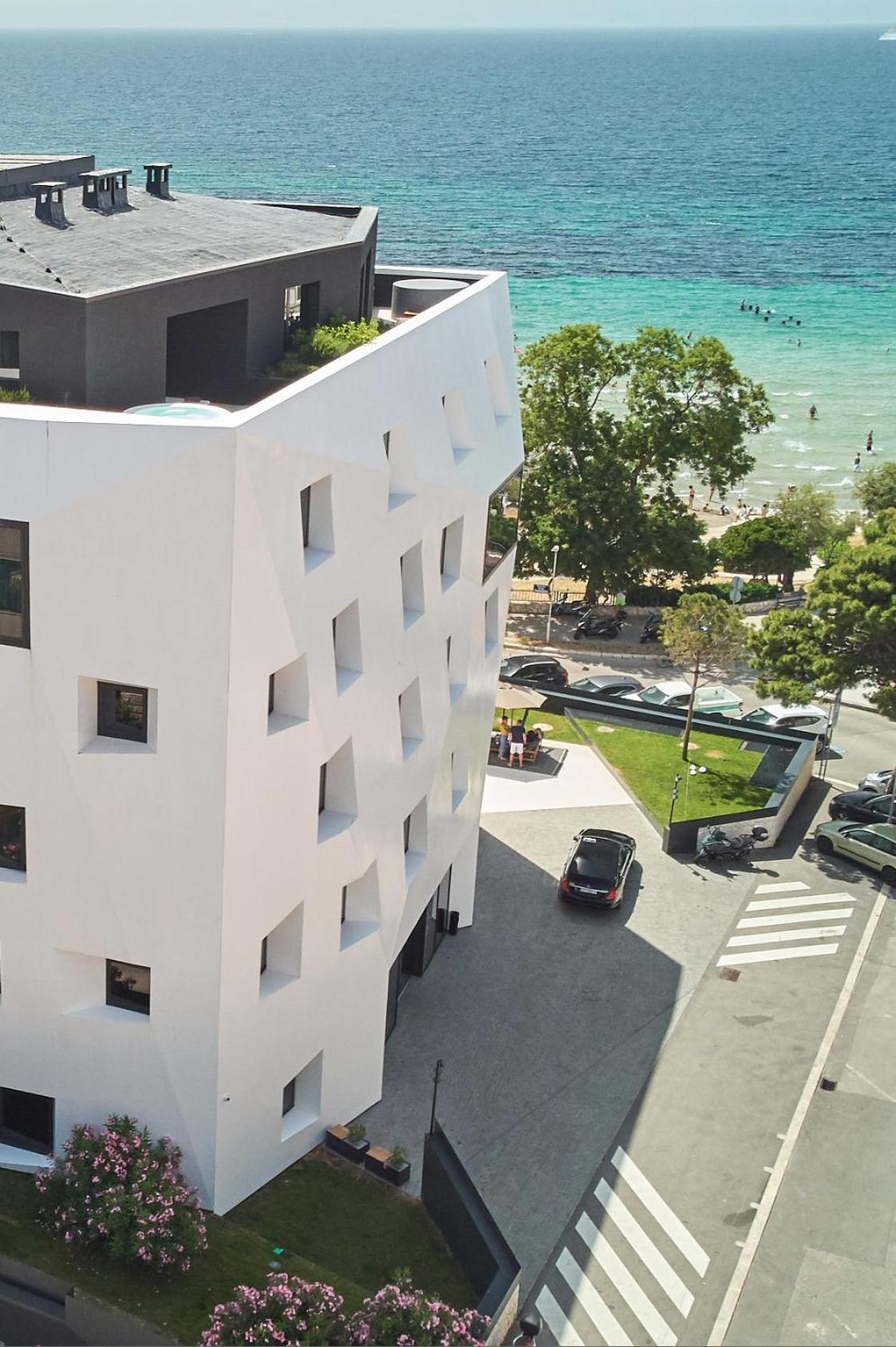 Briig Boutique Hotel 4*