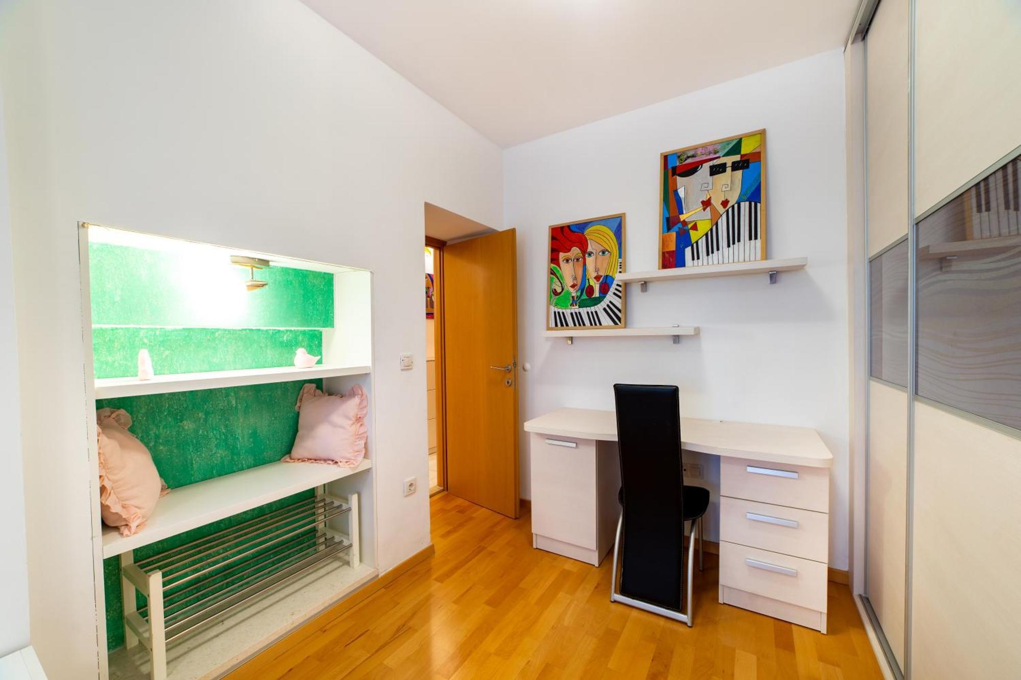 Apartment Happy In Center 10 Min Walk From Bacvice Split
