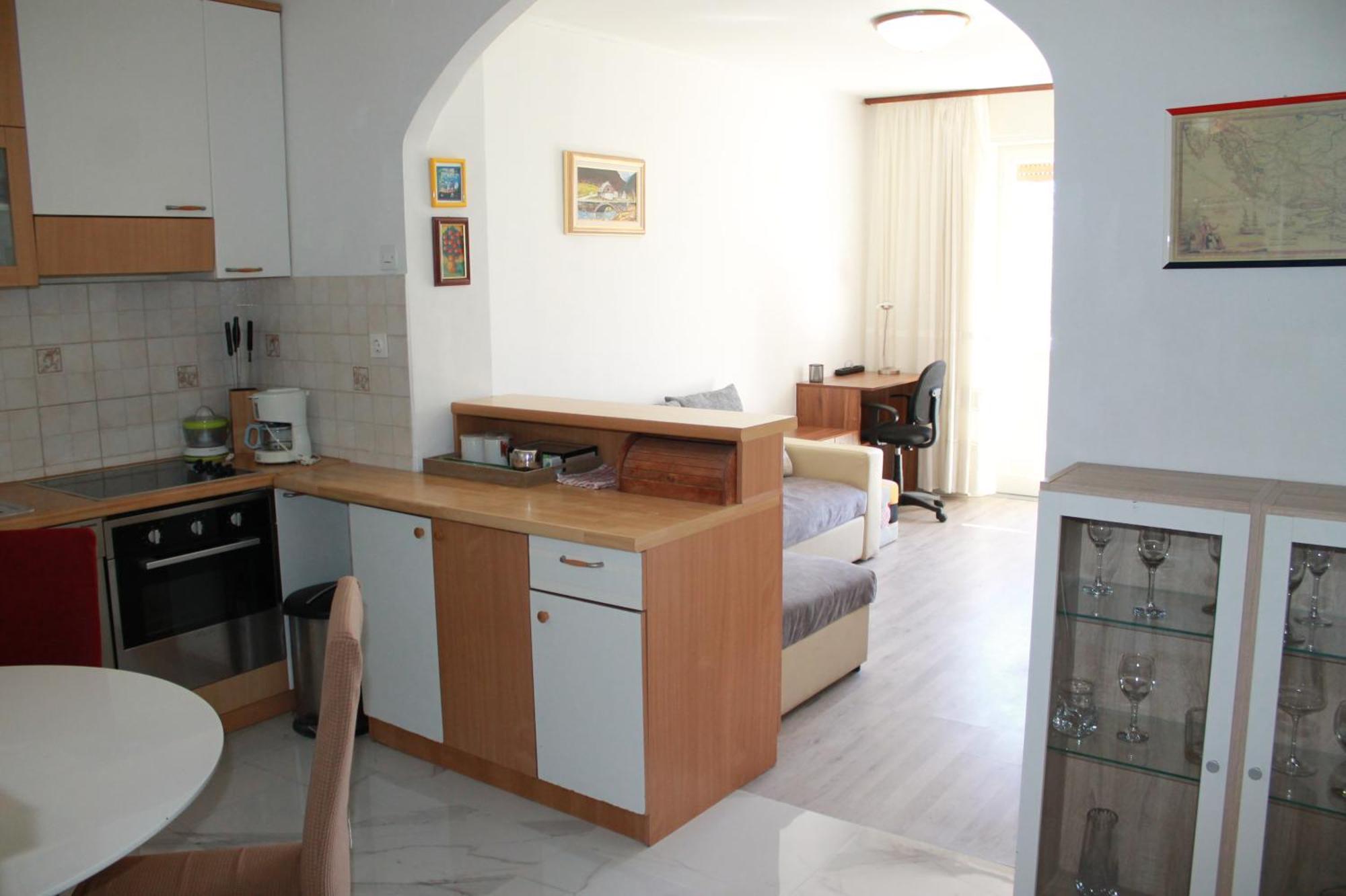 Brazuca-center Apartment Split