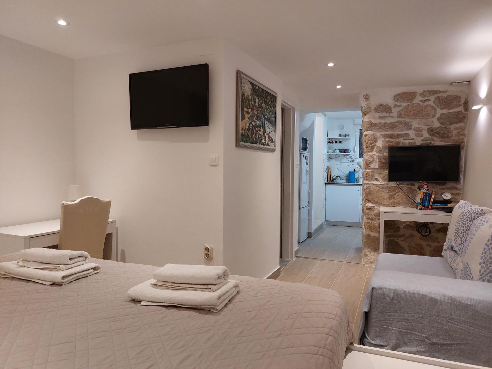 2024 Newly Renovated Apt-5 Min Walk To Old Town