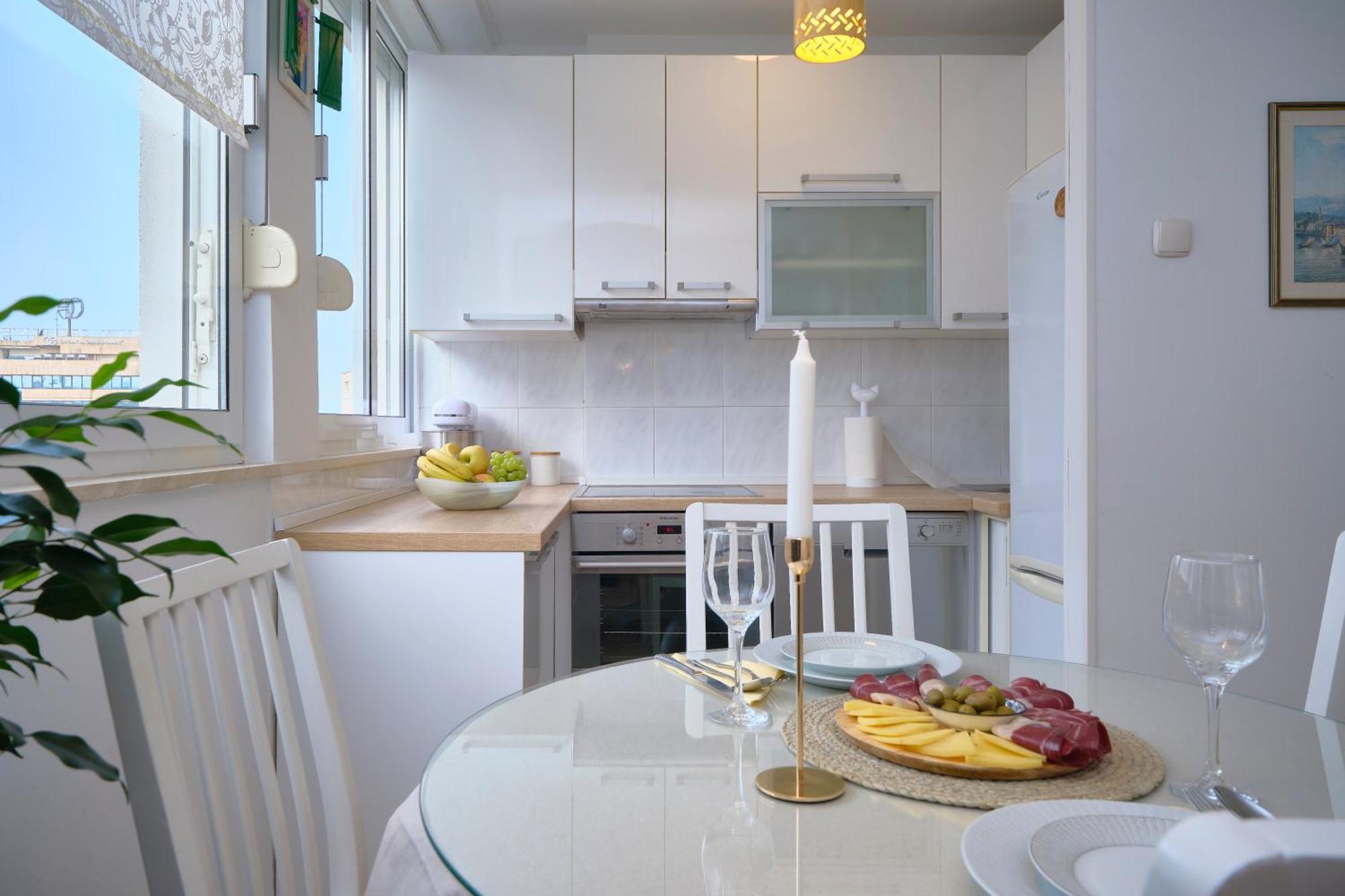 Sunny Apartment