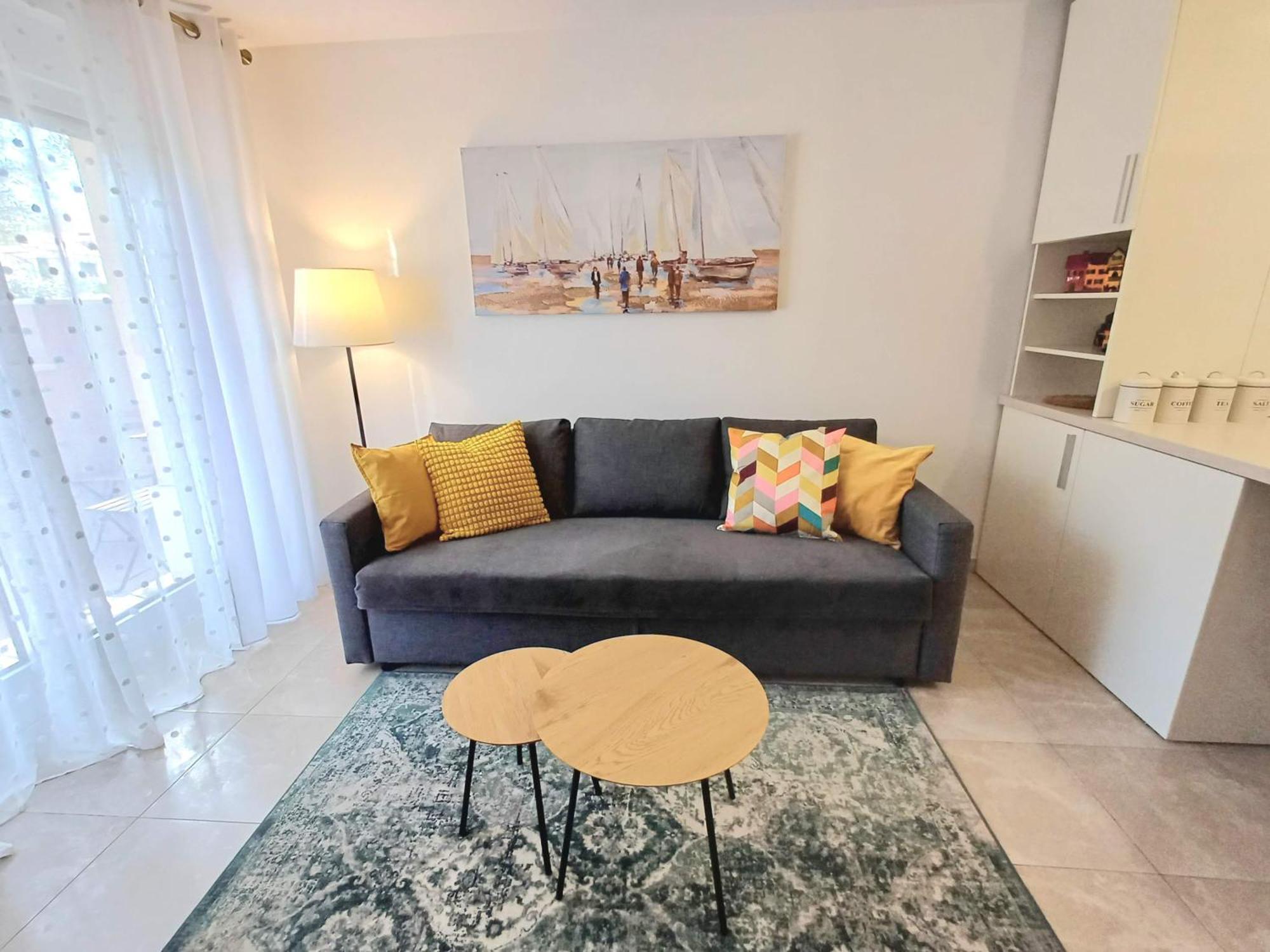 Apartment Zenta With Free Private Parking *